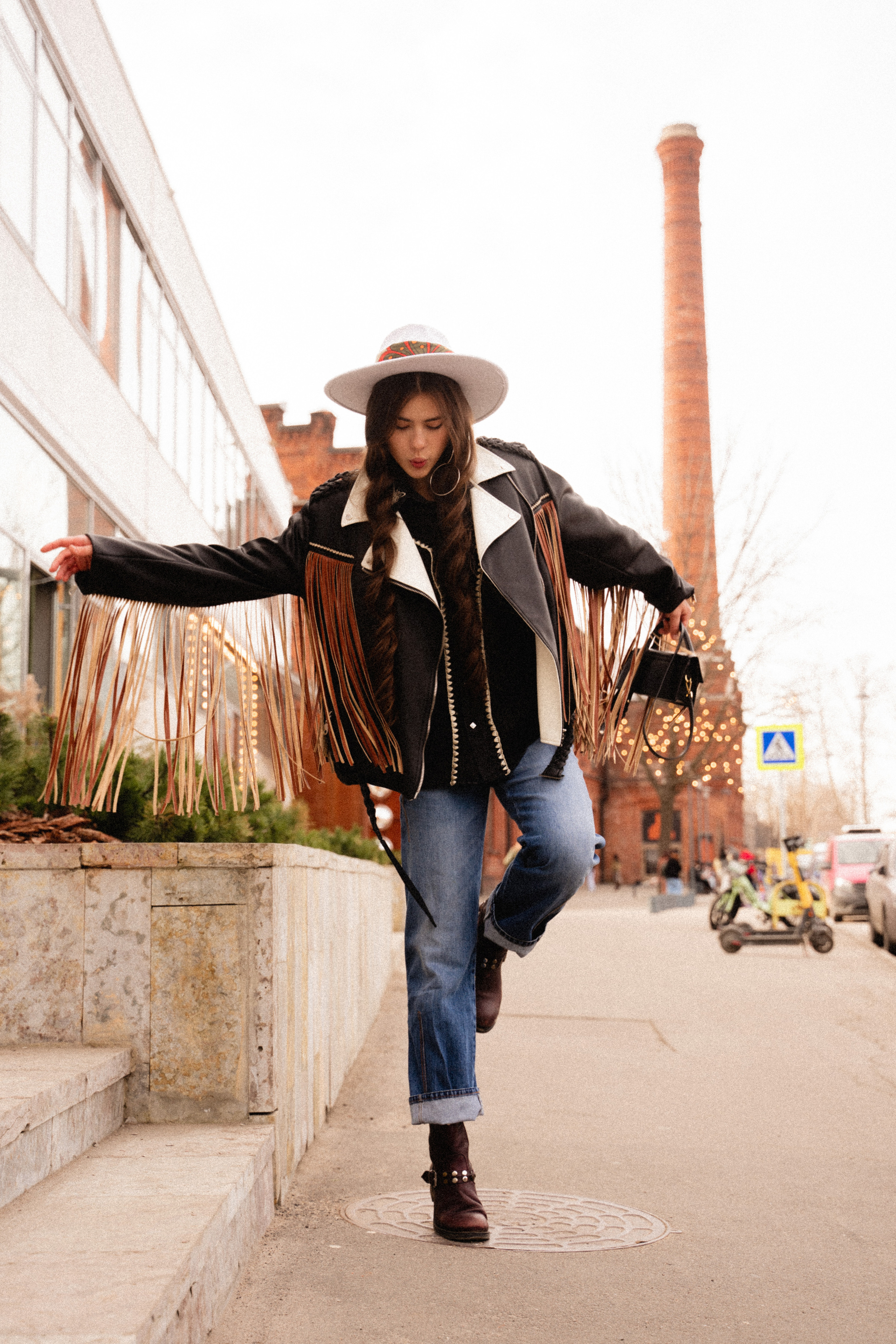 Western feel. Бренд и контентные фотосессии, портреты и лавстори в Санкт-Петербурге