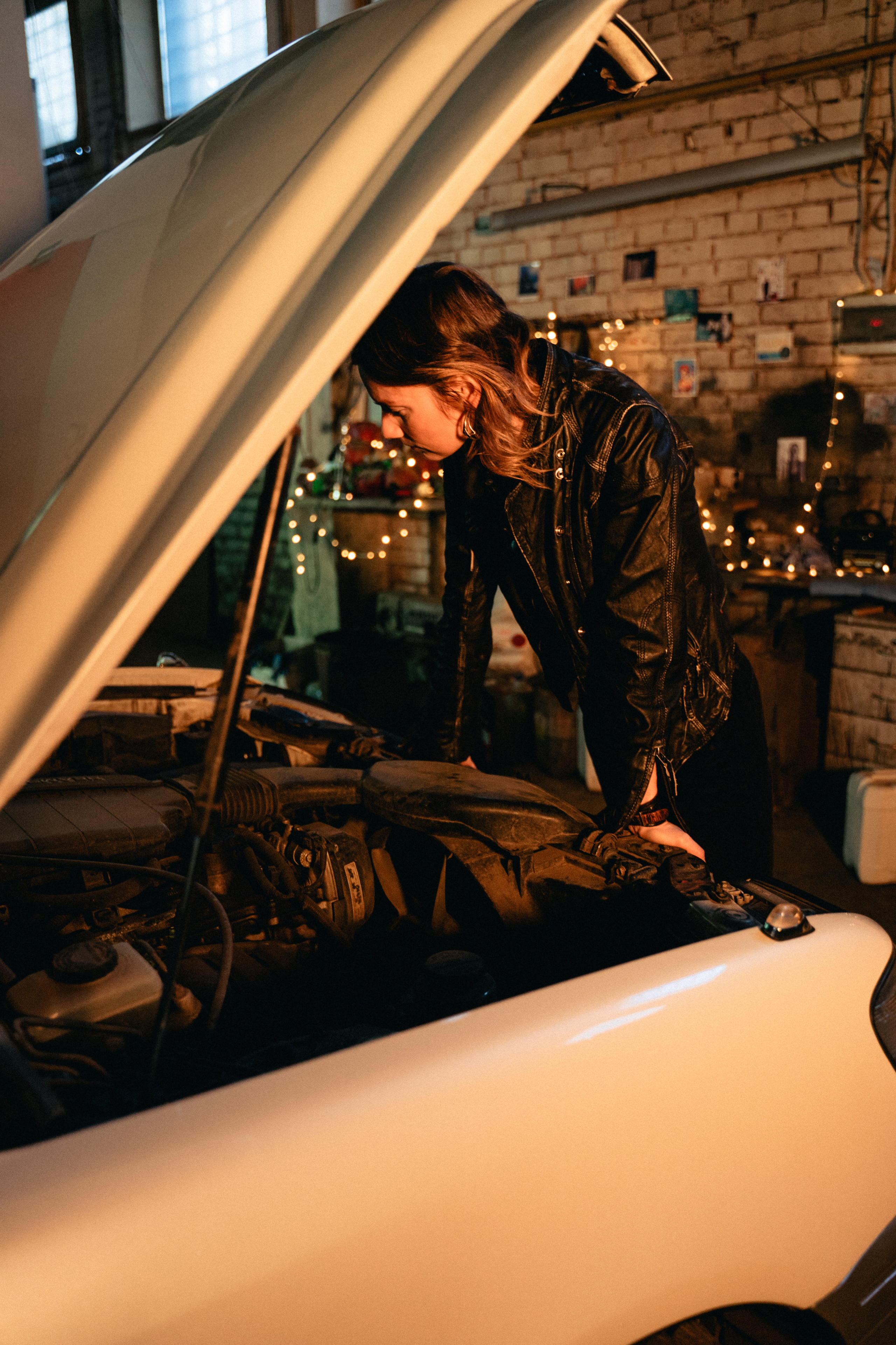 Rock'n'roll garage. Бренд и контентные фотосессии, портреты и лавстори в Санкт-Петербурге