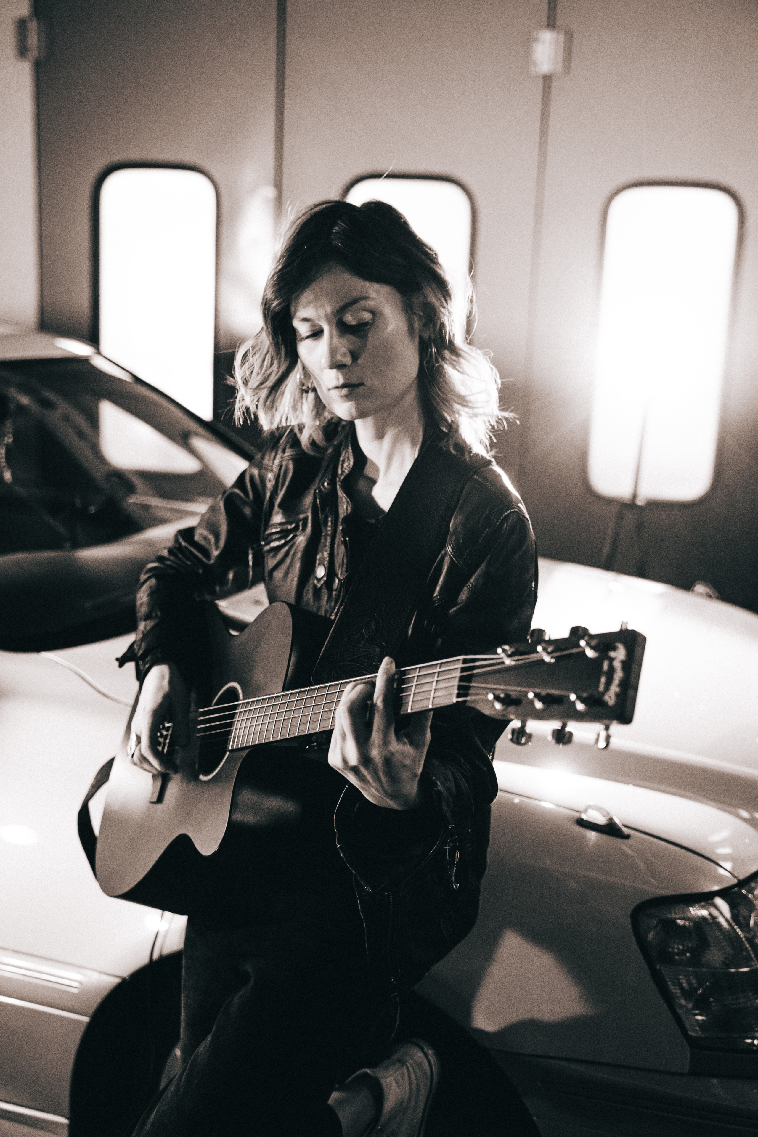 Rock'n'roll garage. Бренд и контентные фотосессии, портреты и лавстори в Санкт-Петербурге