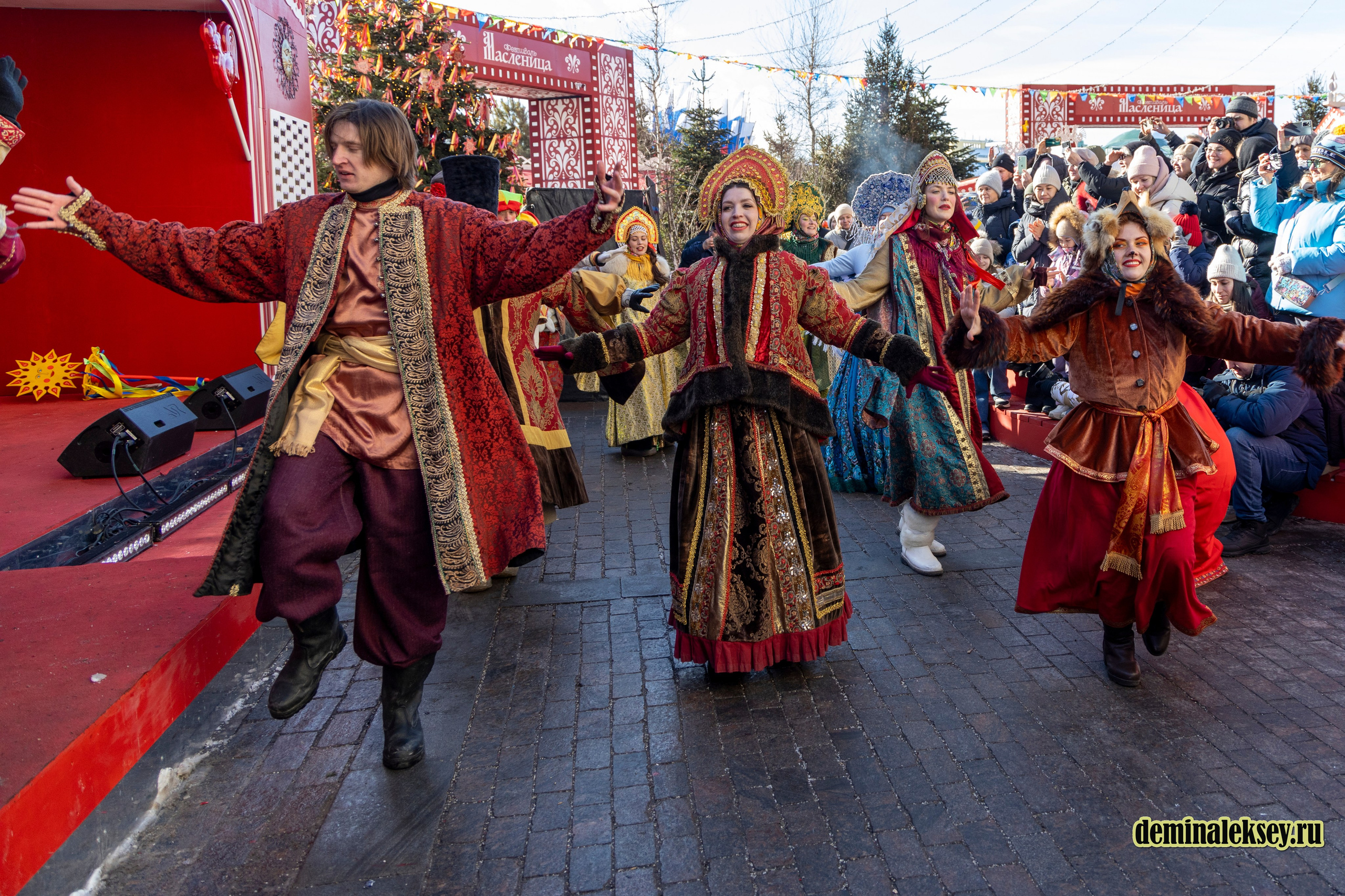 Московская масленица 2025. Репортажный, семейный и студийный фотограф в Москве Демин Алексей