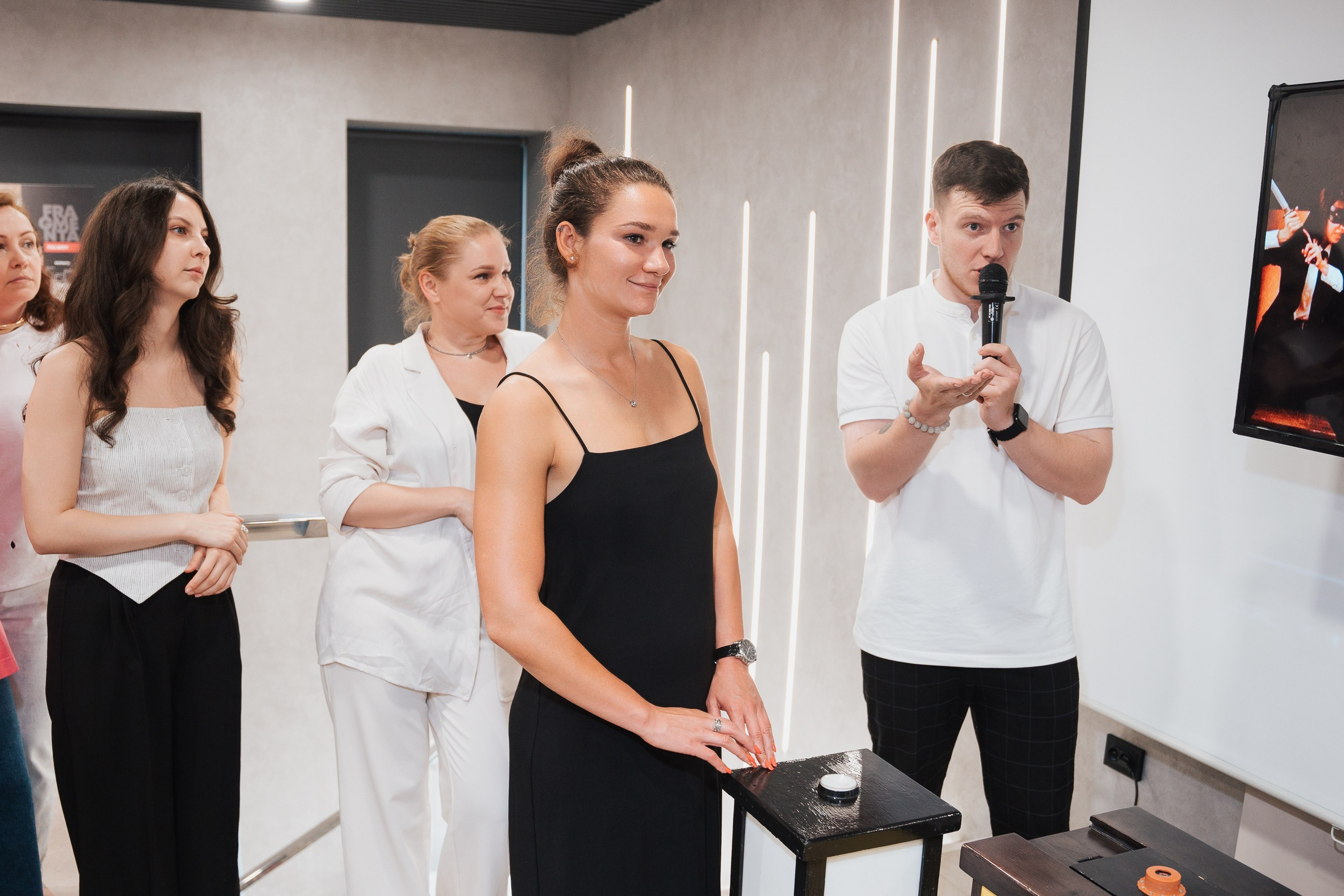 KRAN — Вечеринка для дизайнеров. СВОИ. ФОТООТЧЕТЫ-СОБЫТИЯ-МЕСТА