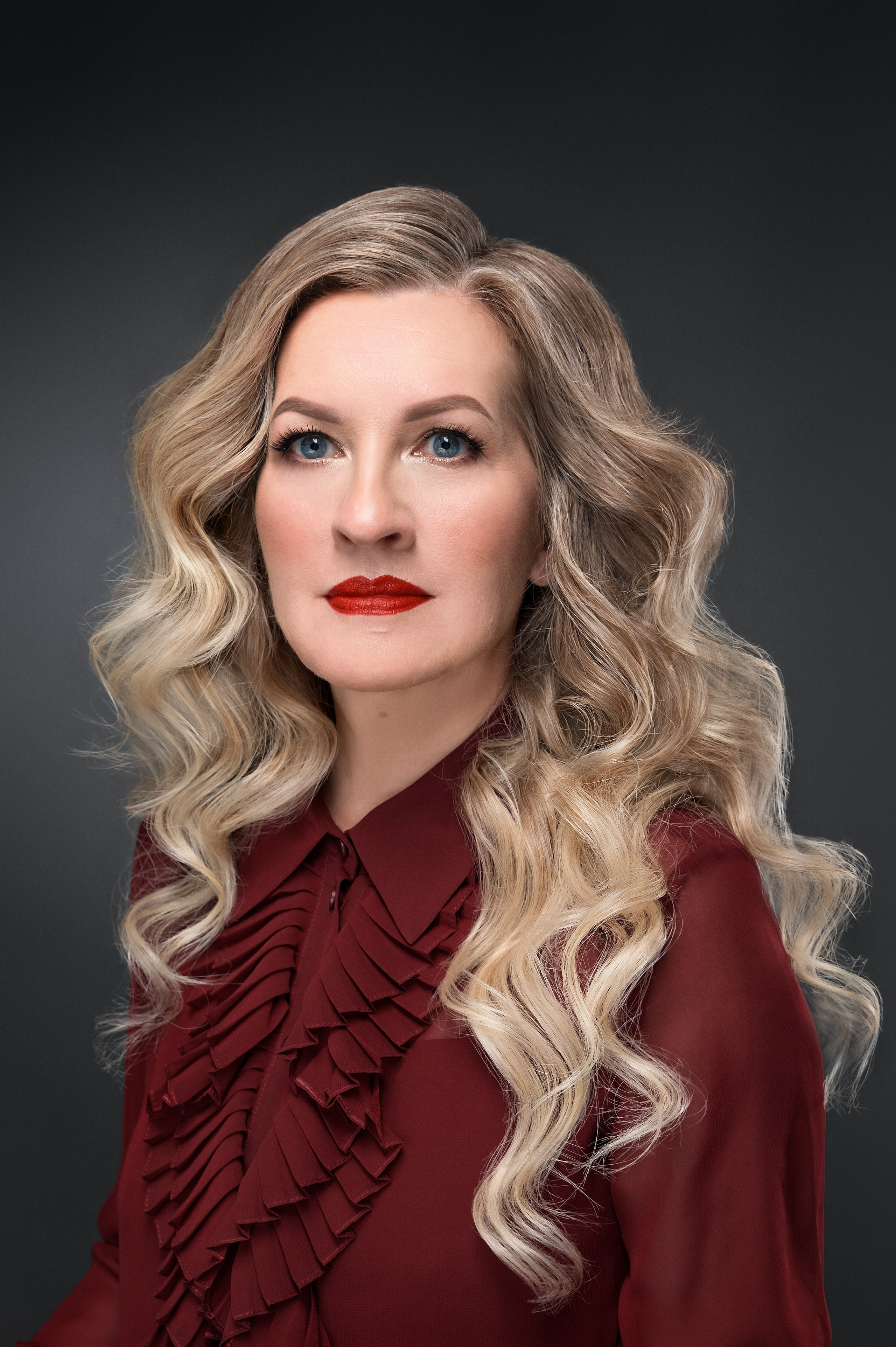 Женский портрет в Москве