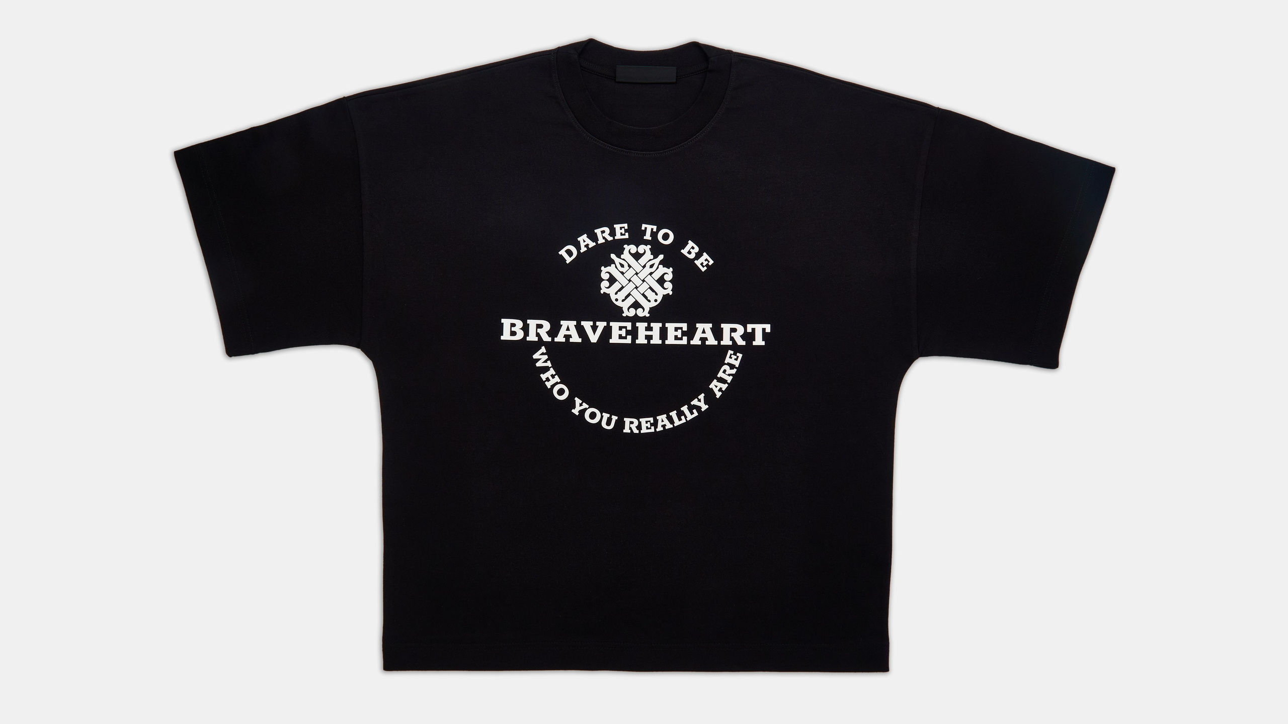 Фотосъемка одежды. Предметный фотограф и видеограф в Москве Марина Гладик