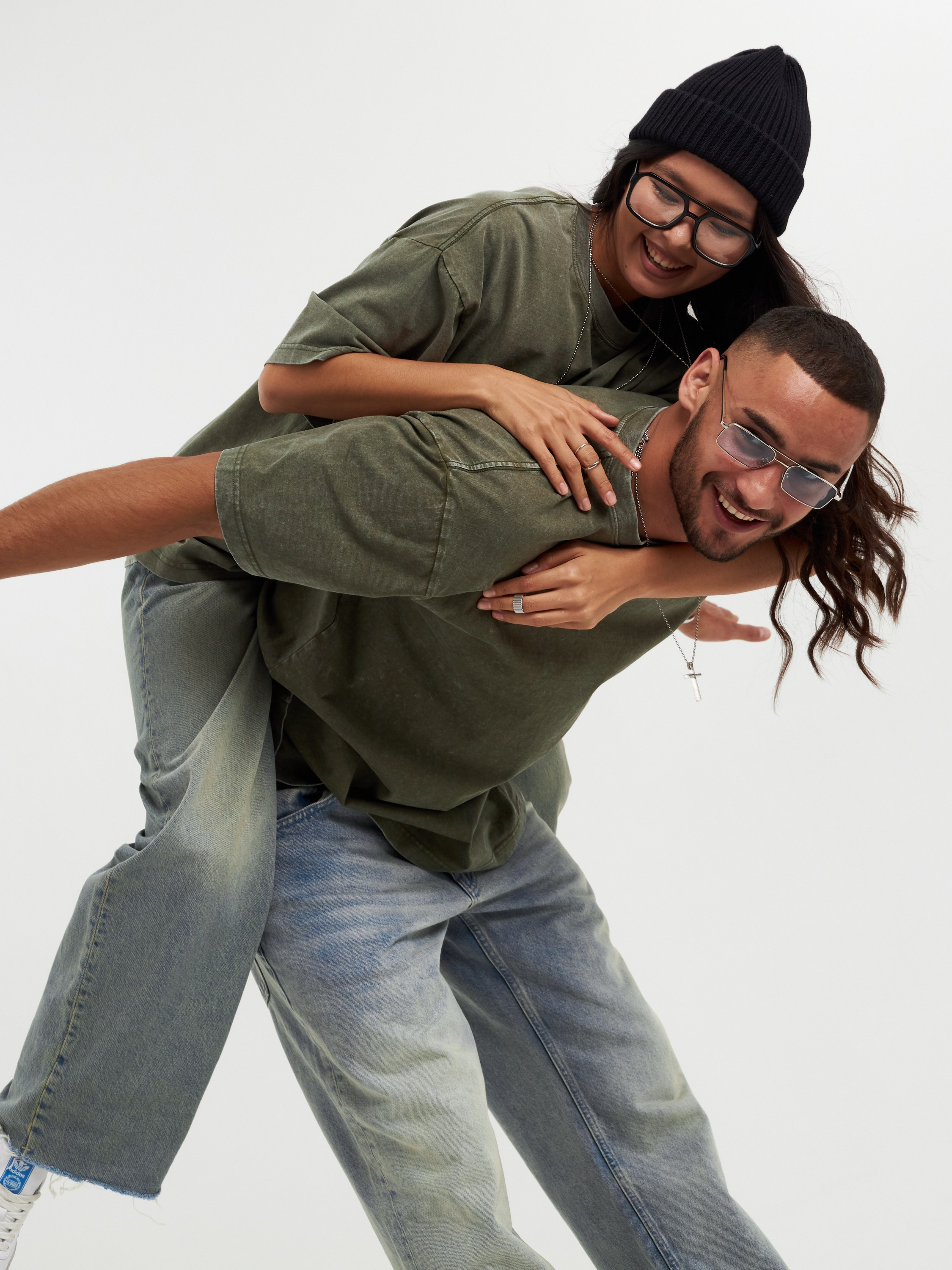 Фотосессия для маркетплейсов в студии Екб Wildberries Ozon