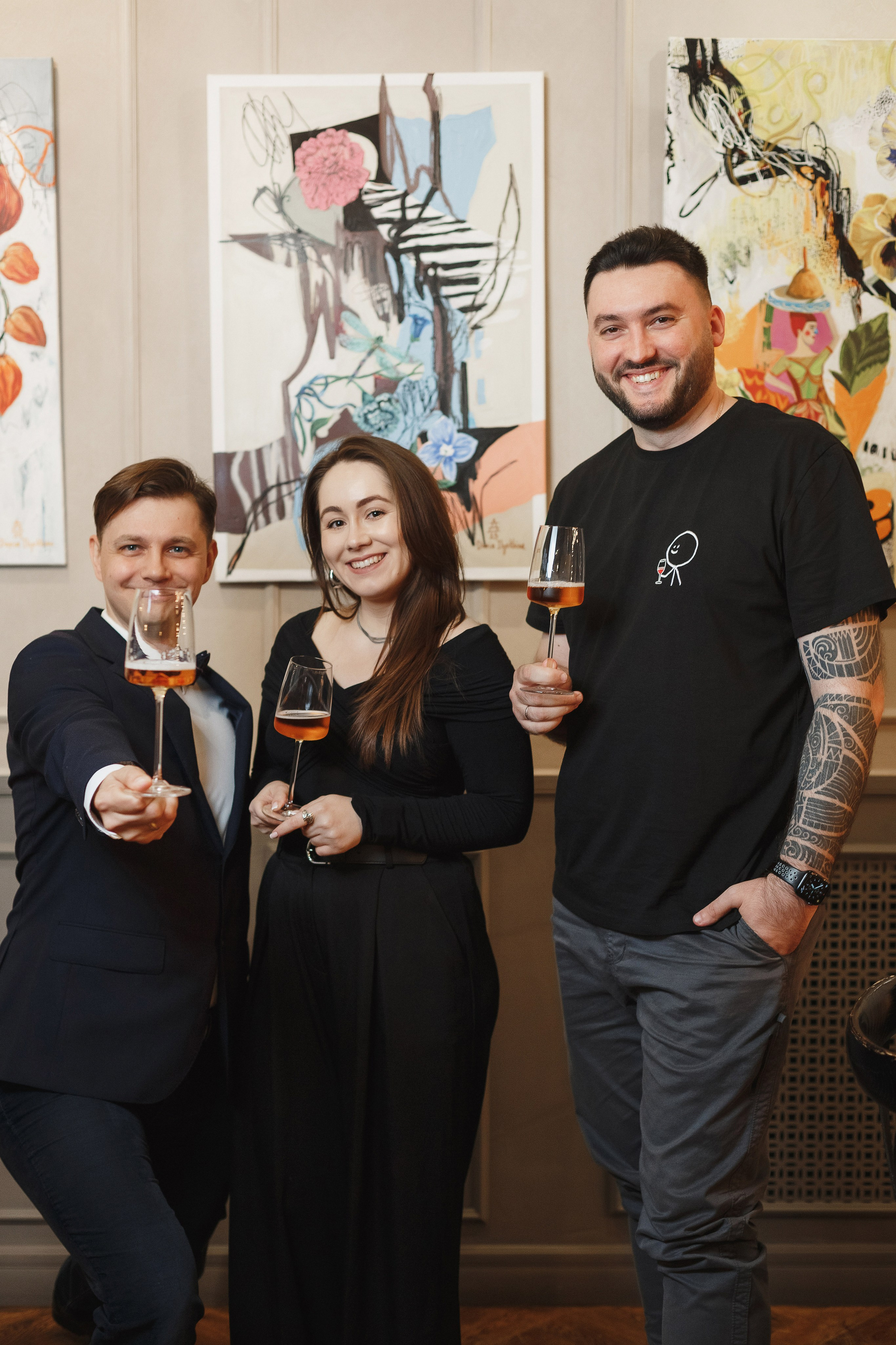 Фото клуба любителей российских вин в ресторане Мадам Ку-Ку, Таганрог. Свадебный и семейный фотограф в Таганроге Бакарюк Антон