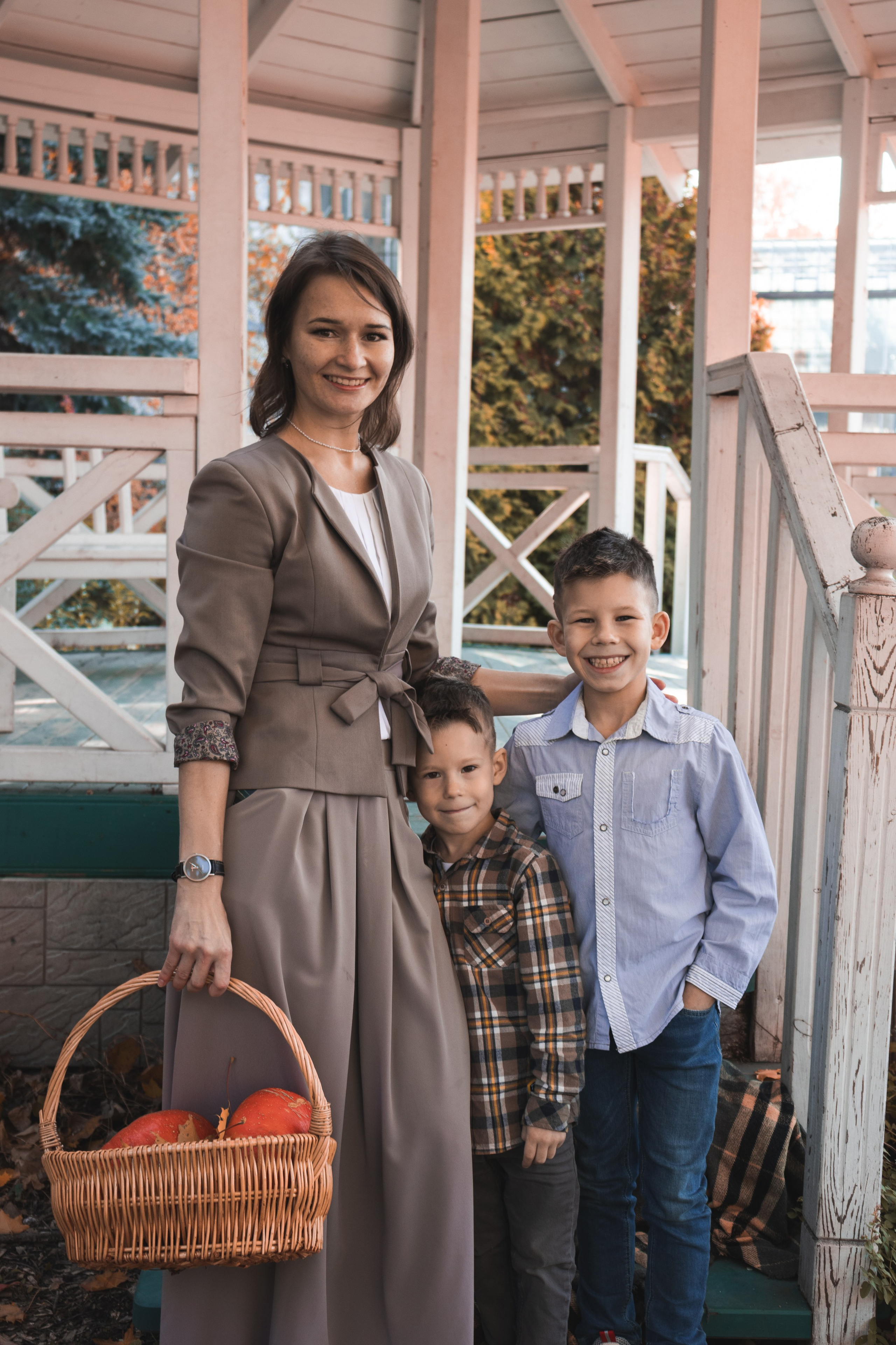 Семейная фотосессия Томск. Семейный фотограф Томск. Семейная фотосъёмка Томск. Фотограф в Томске Дарья Пучкина