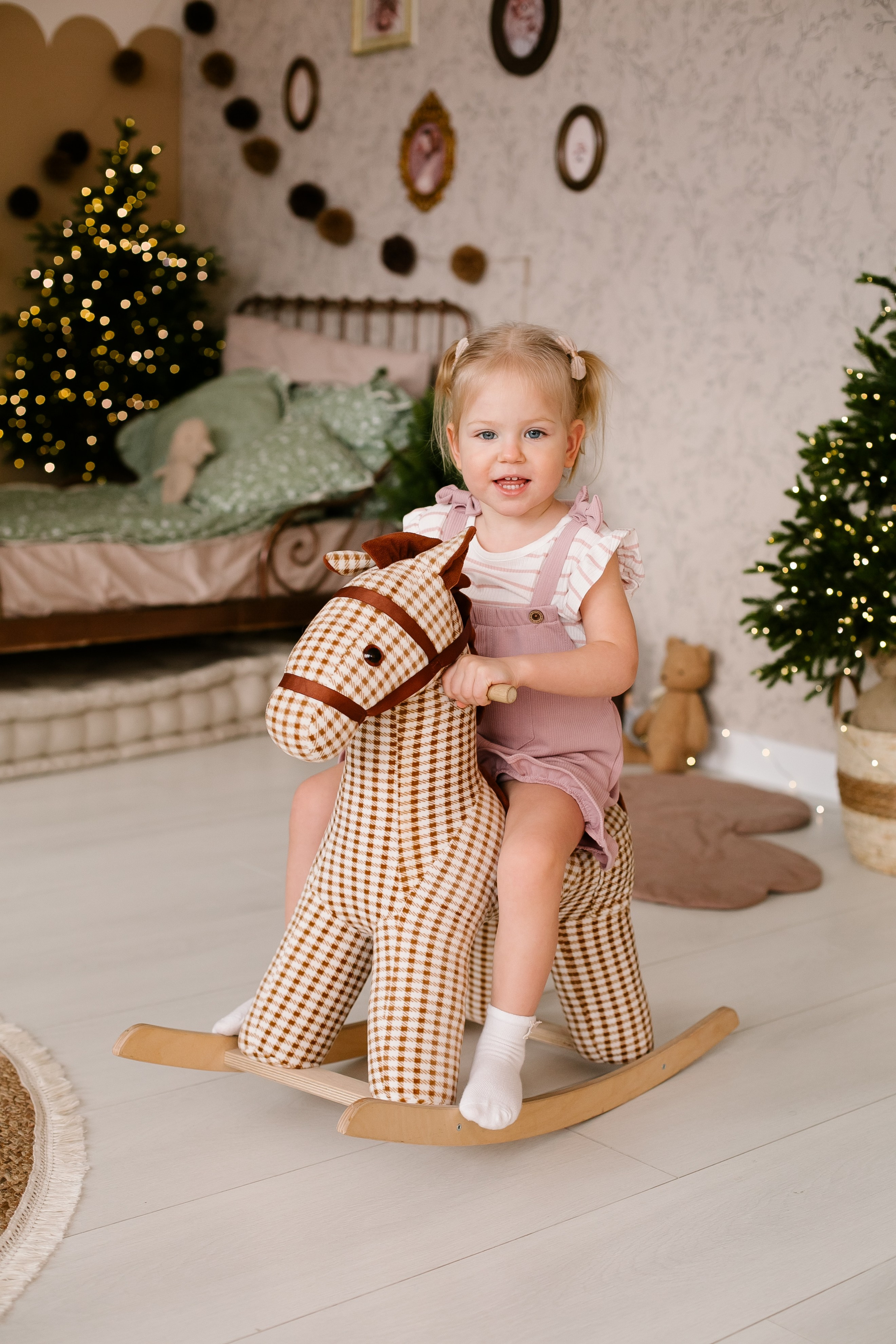 Новый год Ксюшеньки. Свадебный, семейный и детский фотограф в г. Абакан респ. Хакасия Любов