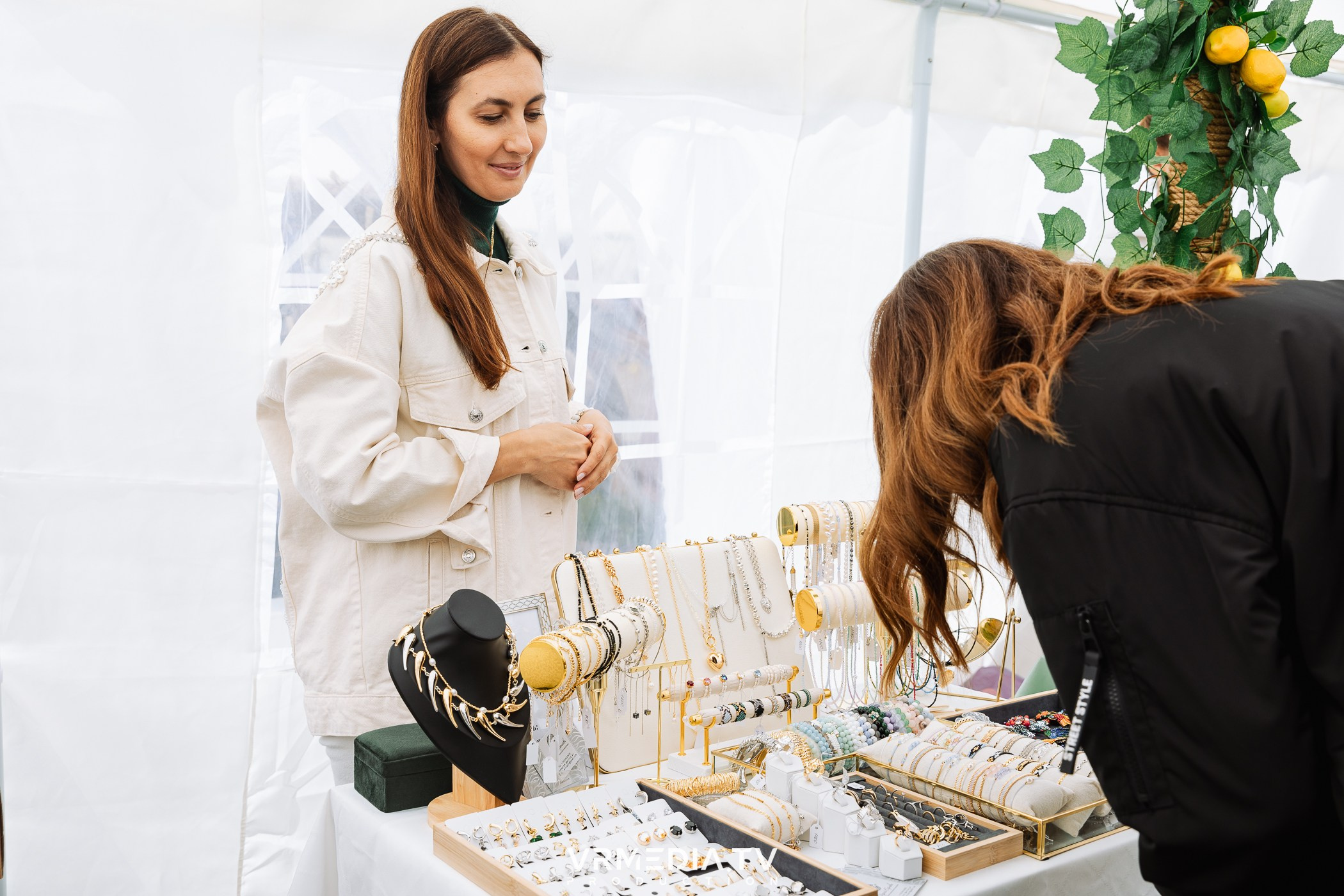 Традиционный летний базар и гараж-сейл