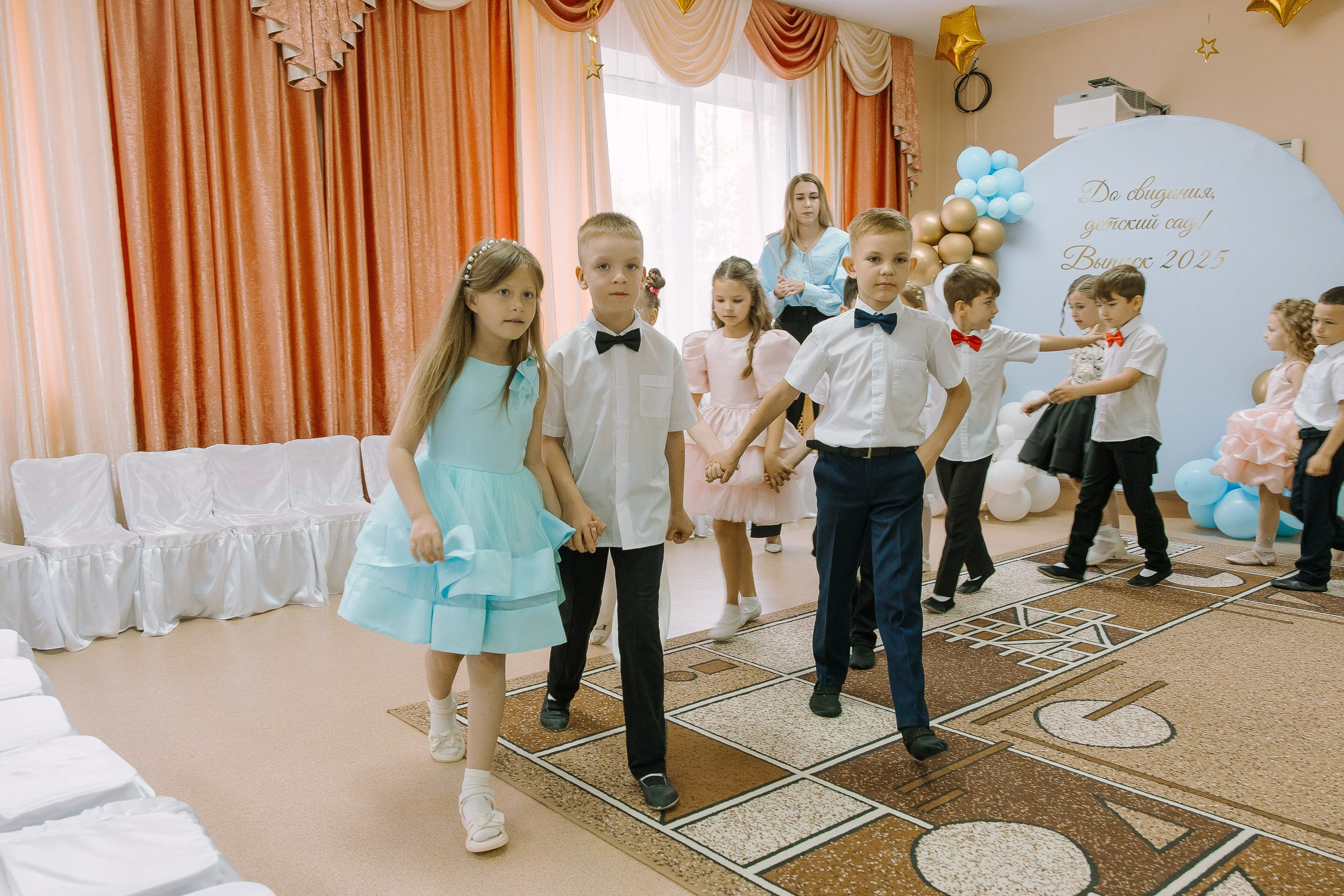 Выпускной в ДС -29. Выпускные альбомы Натальи Бутко: Новороссийск, Анапа, Геленджик