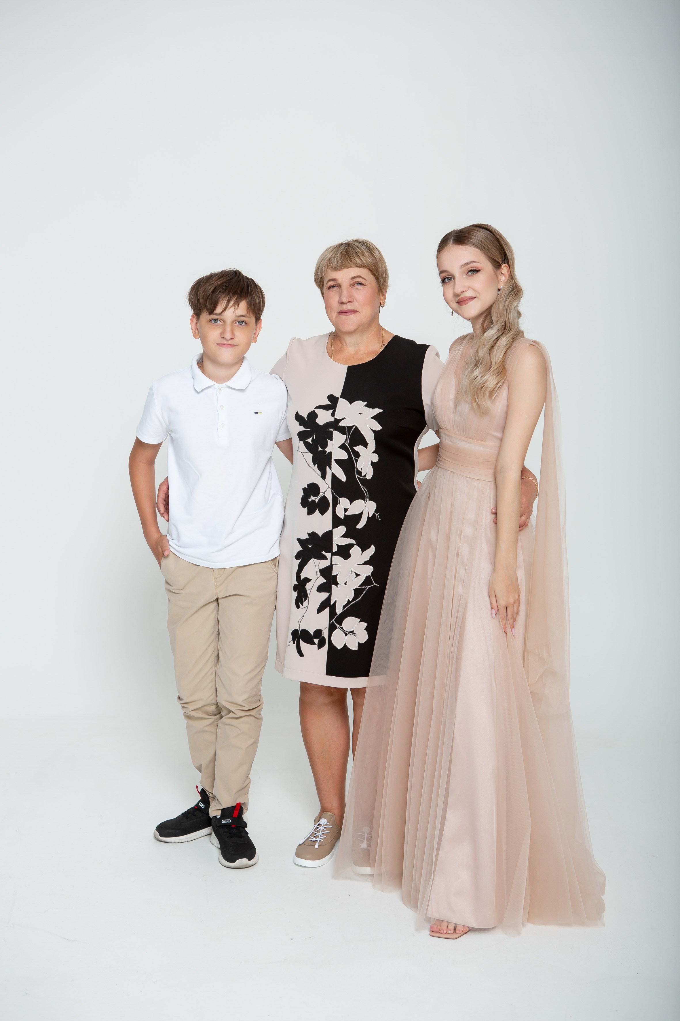 Выпускной девушки. Фотографии её и членов семьи. Свадебный и портретный Фотограф в Липецке Дмитрий Котюков