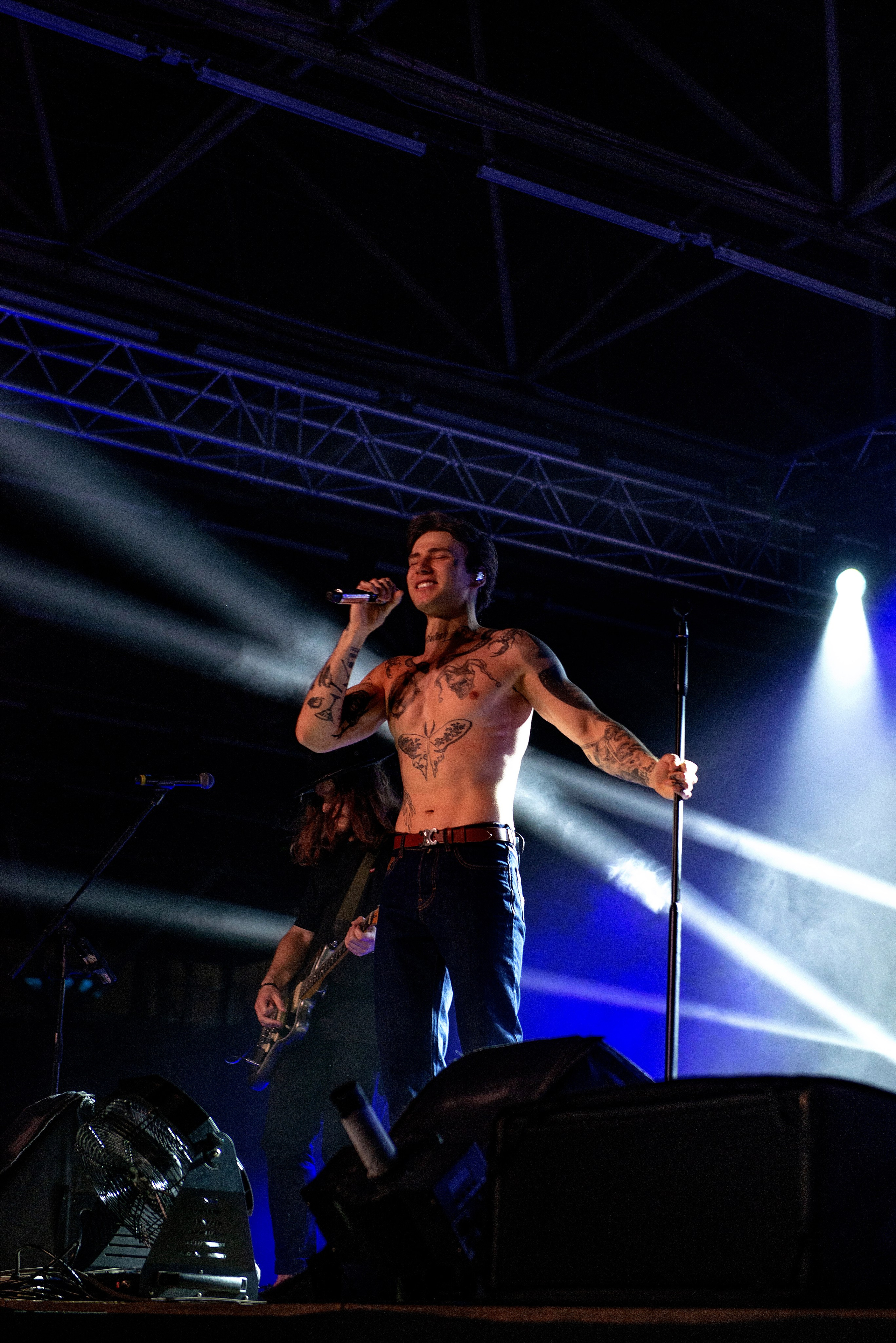 Концерт Хolidayboy. Школьный, фэшн фотограф в Тюмени и в России Ирина Королева