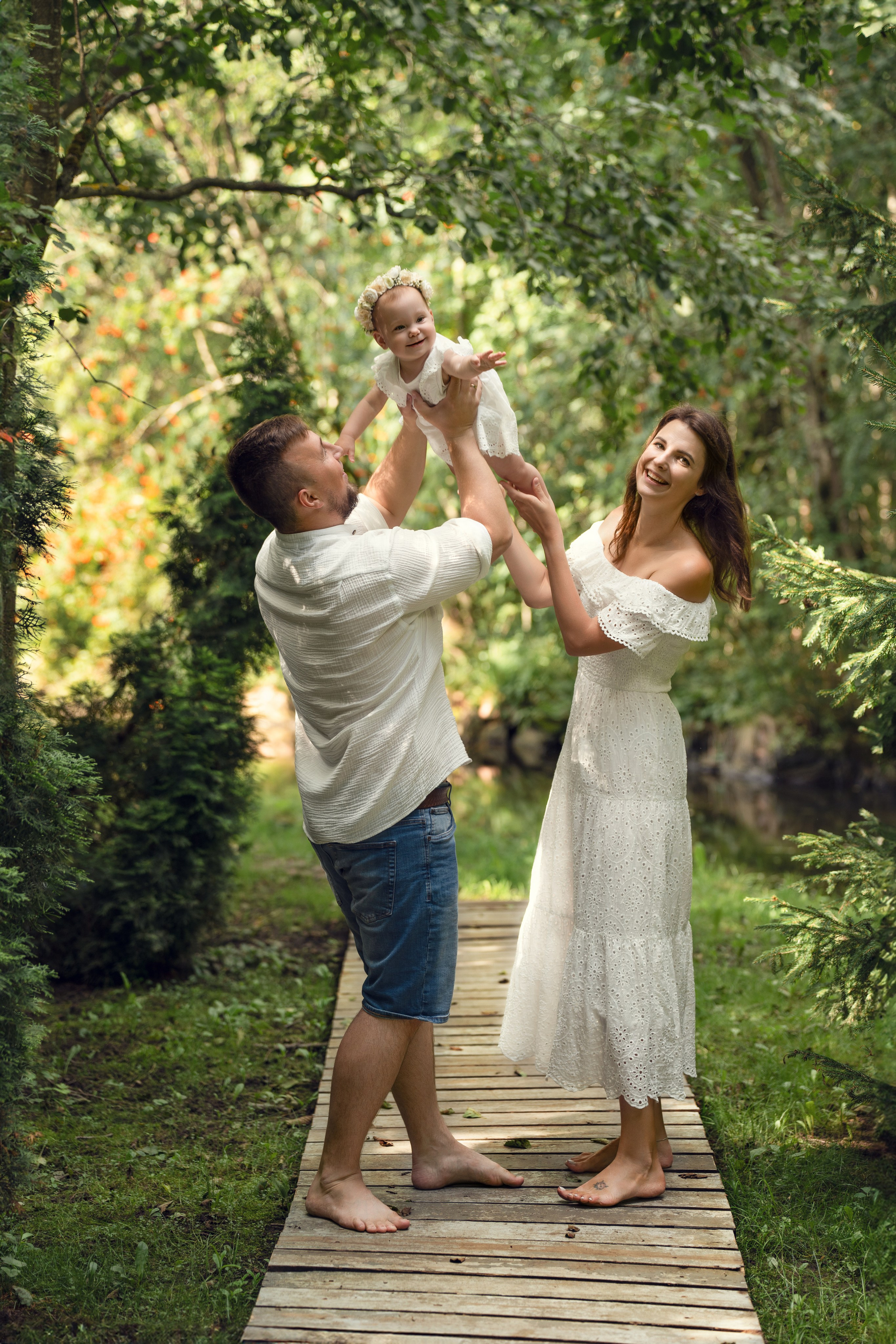Прогулочная семейная фотосессия
