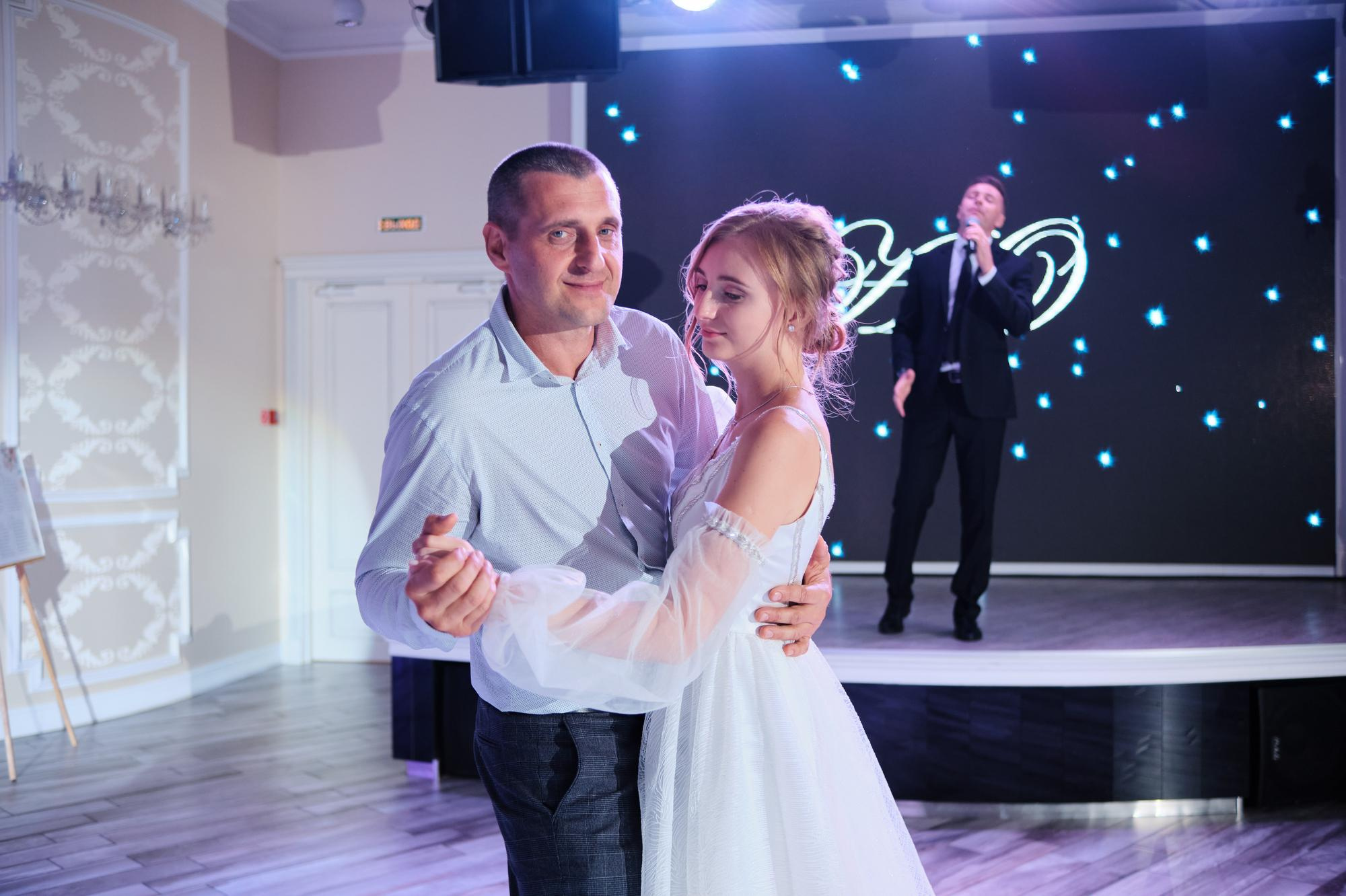 Mer Hall фотограф