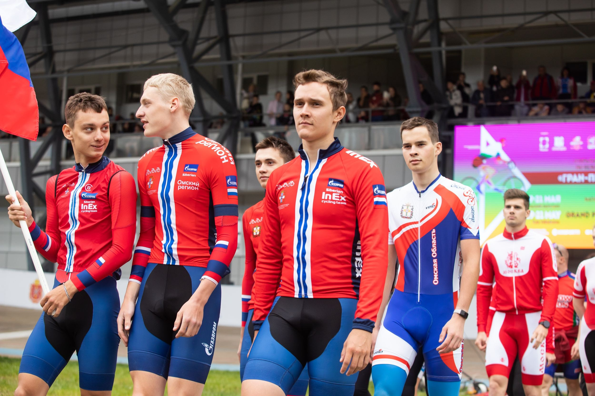 Соревнования по велоспорту «Большой приз Тулы» (19 мая 2023). Репортажный фотограф Алексей Пирязев