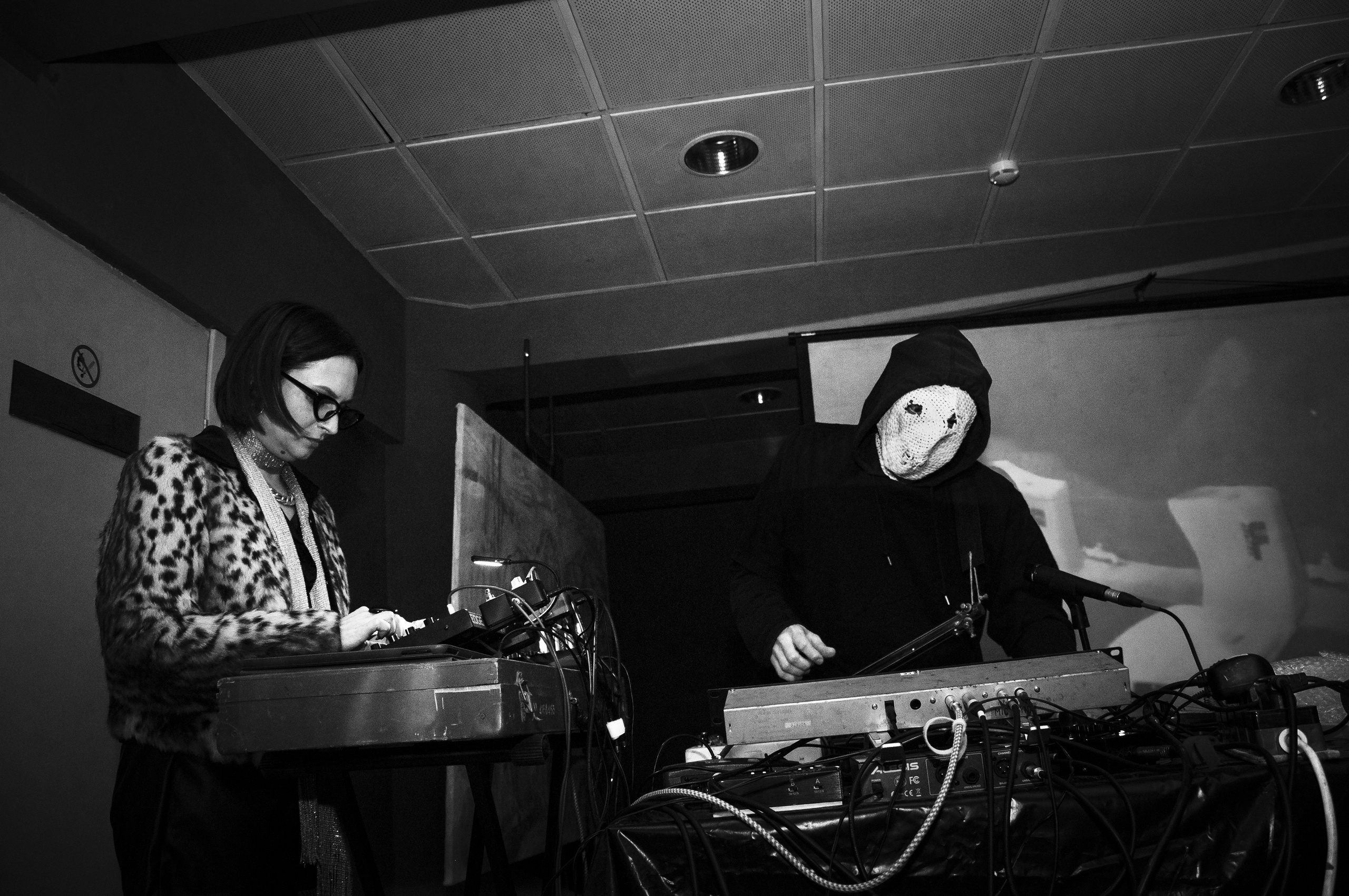 NOISE vs. ГЛАМУР 2026 Севастополь. Репортажный фотограф в Симферополе Зареев Иван