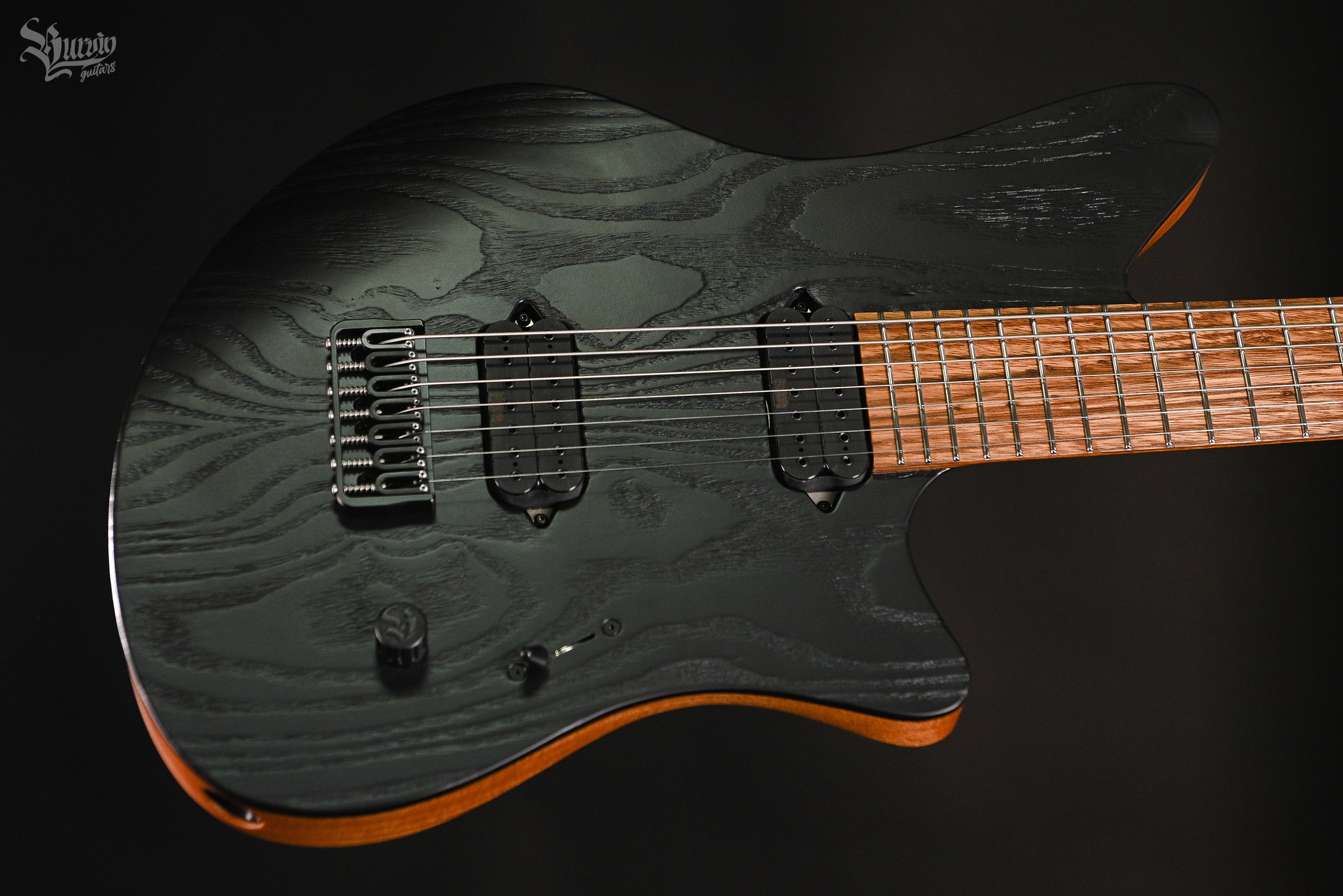 055 YAGA 7. Master of making guitars and basses to order