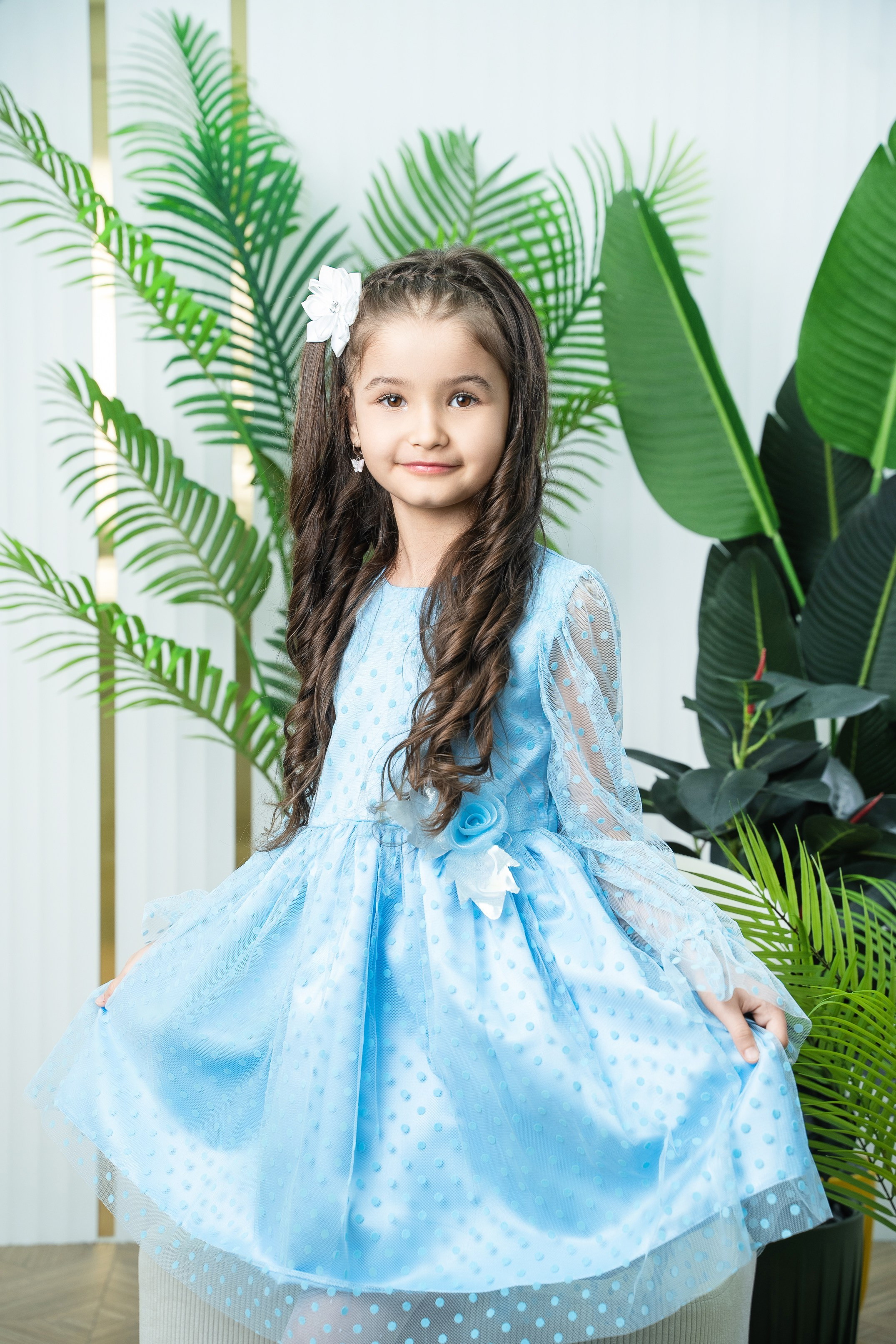 Выпускная фотосессия в фотостудии. Выпускные альбомы Нижнекамск Набережные Челны Фотостудия Небо