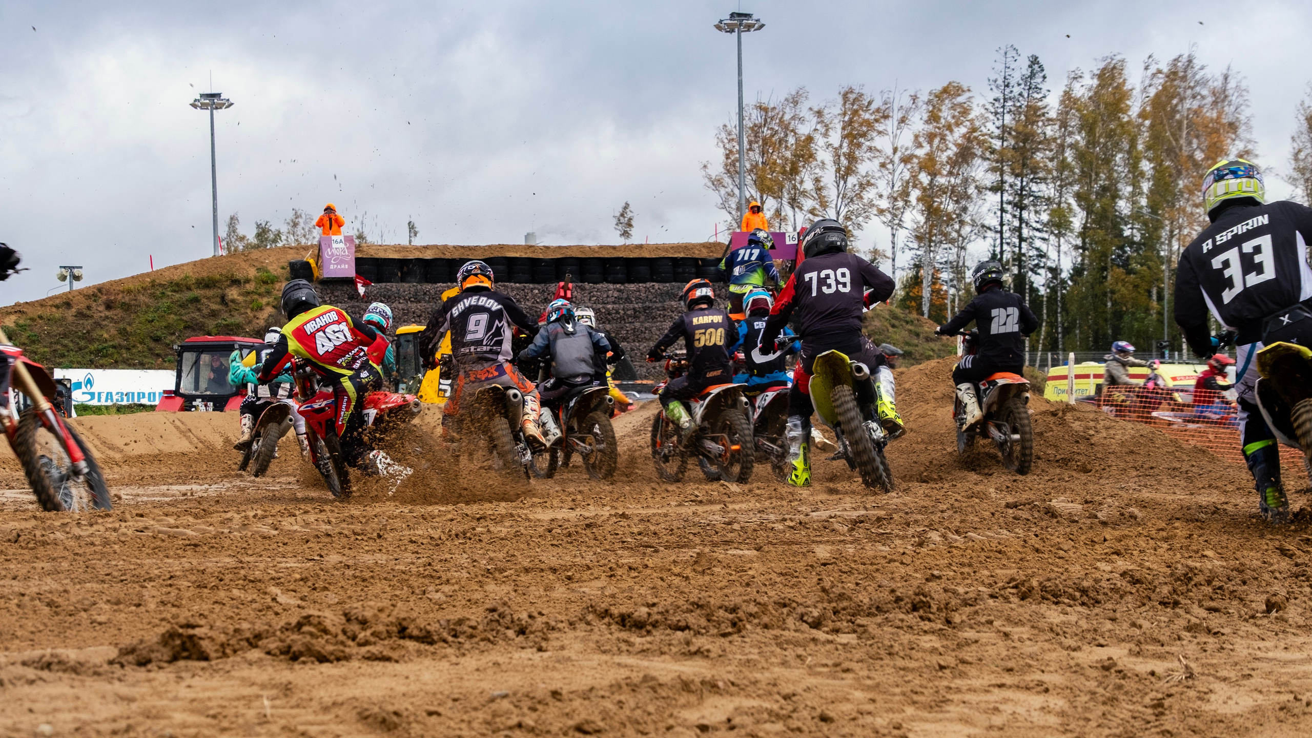 Мотокросс (Игора Драйв). Автомобильные фотографии и рисунки в Санкт-Петербурги Пашков Дмитрий