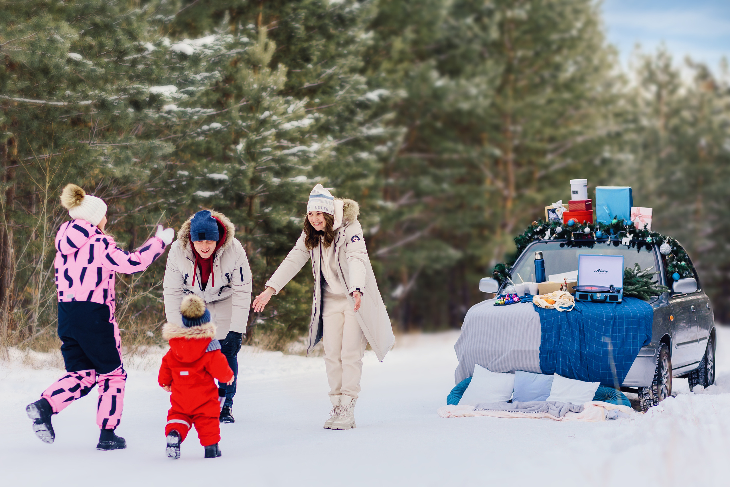 Олеся с семьей. Фотограф Бурятии София Андриянова