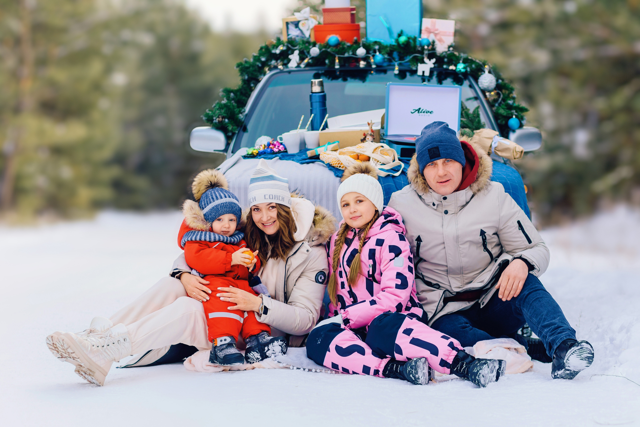 Олеся с семьей. Фотограф Бурятии София Андриянова