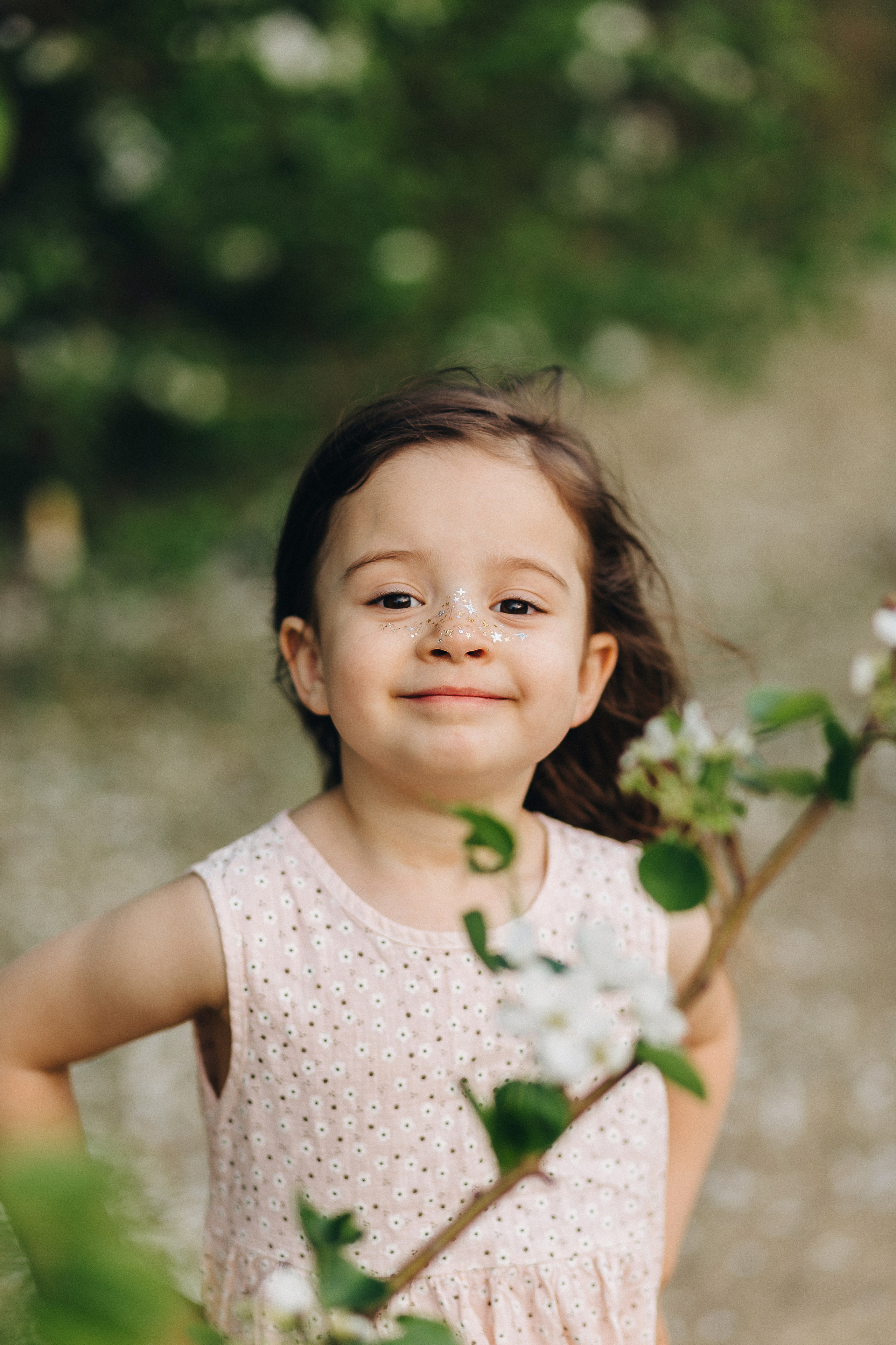 Катя с дочами. Фотограф Бурятии София Андриянова