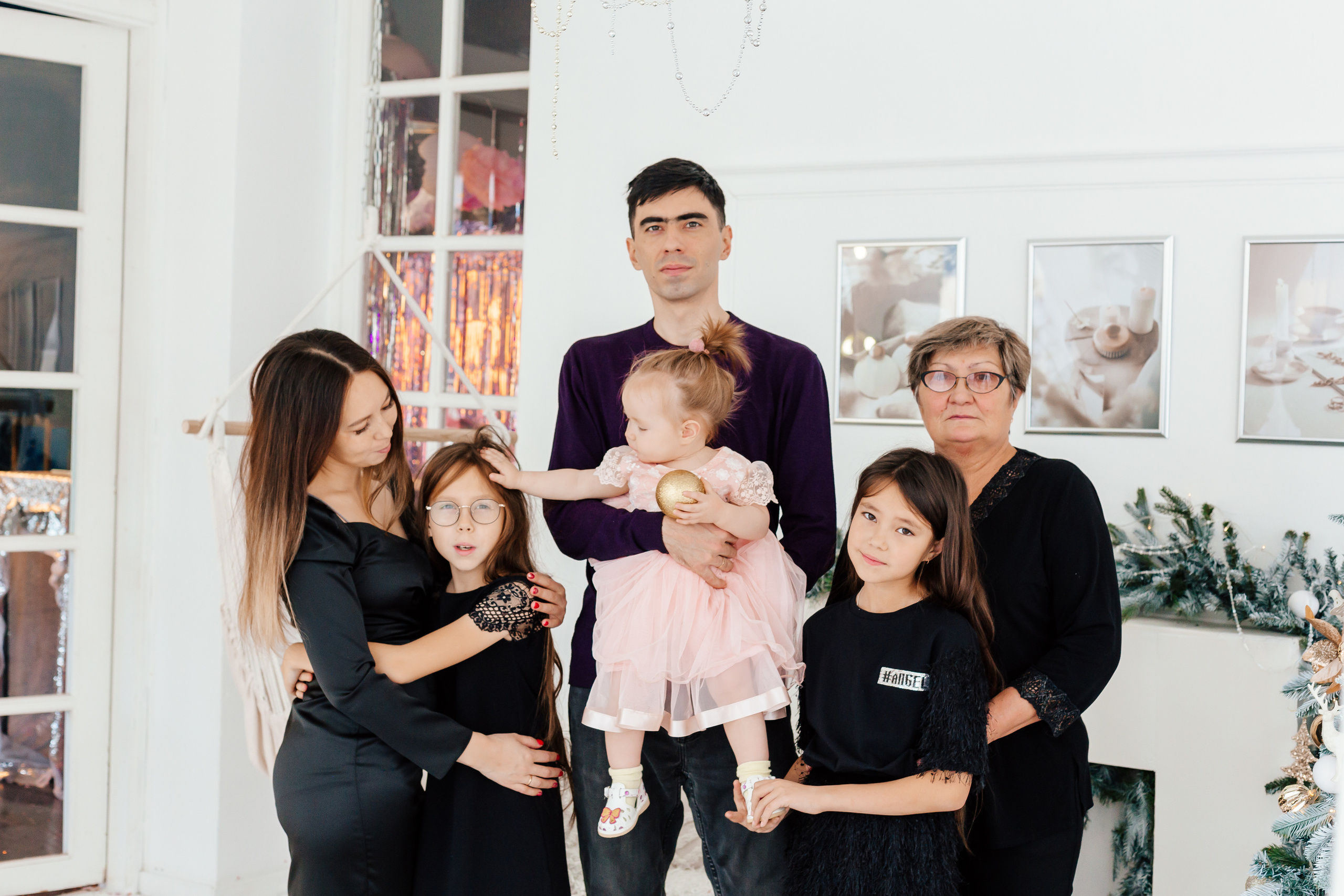 Анна с мужем и дочками. Фотограф Бурятии София Андриянова