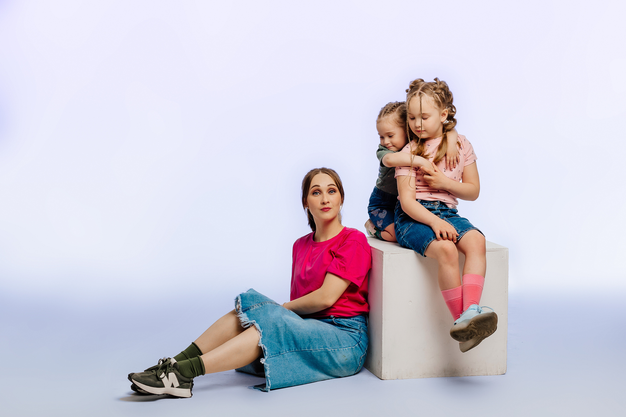 Женя с дочками. Фотограф Бурятии София Андриянова