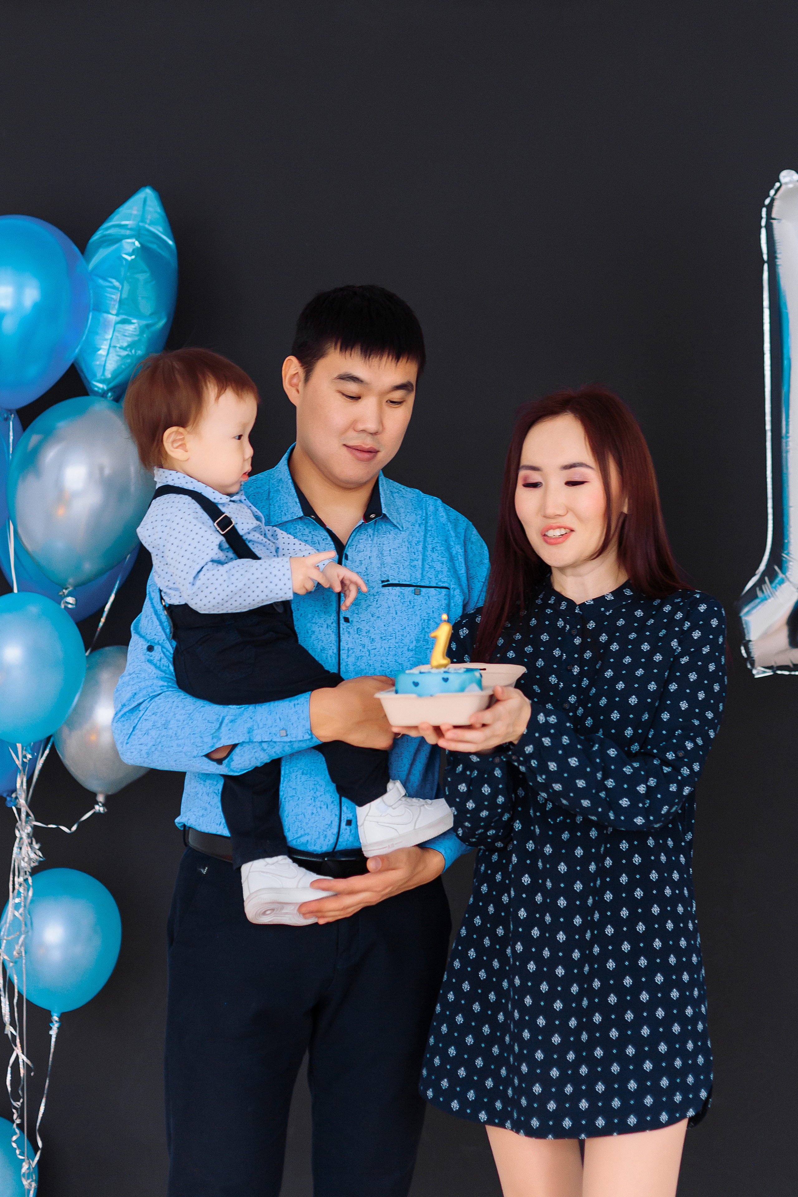 Татьяна, Зориг и Доржику 1 год!. Фотограф Бурятии София Андриянова