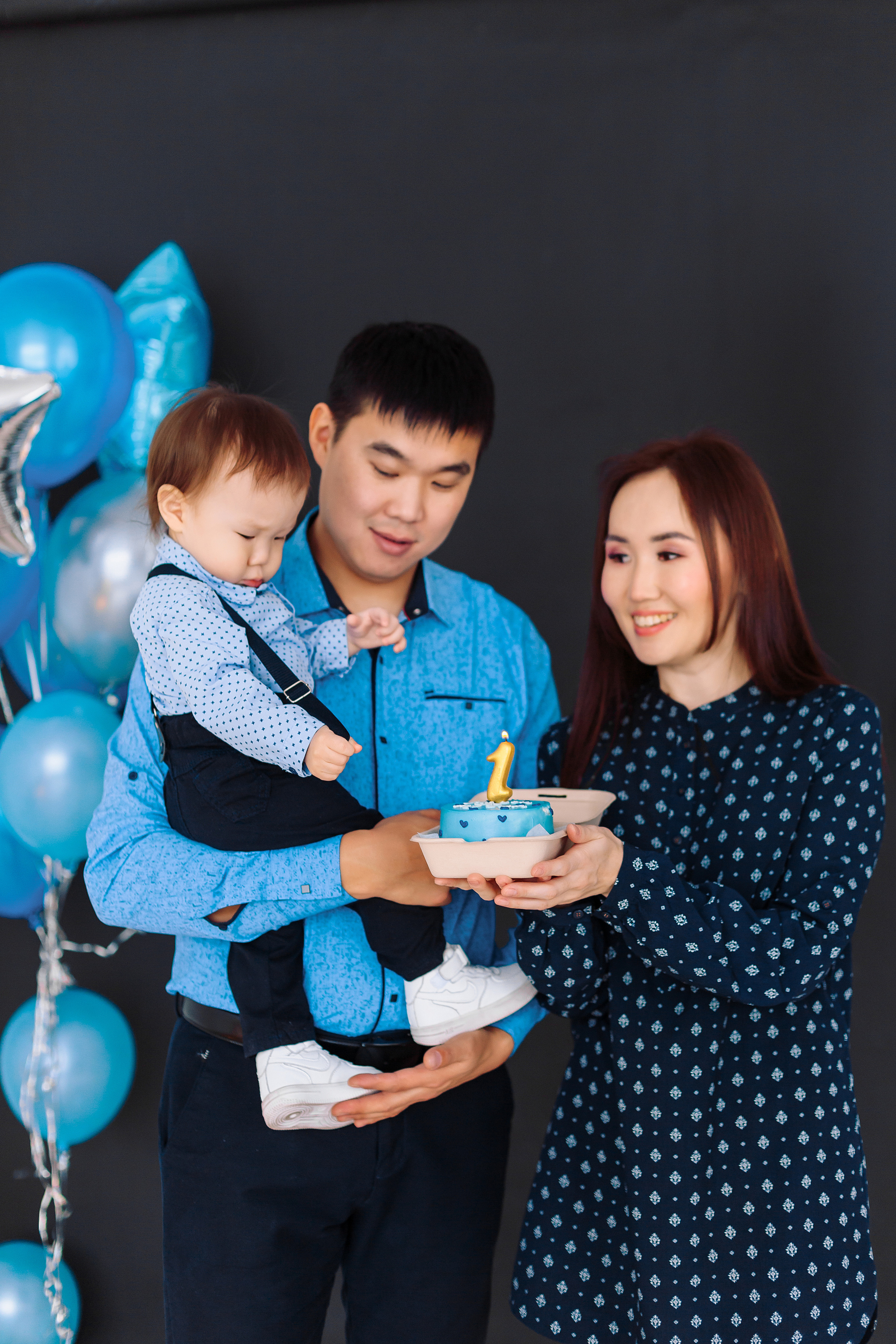 Татьяна, Зориг и Доржику 1 год!. Фотограф Бурятии София Андриянова