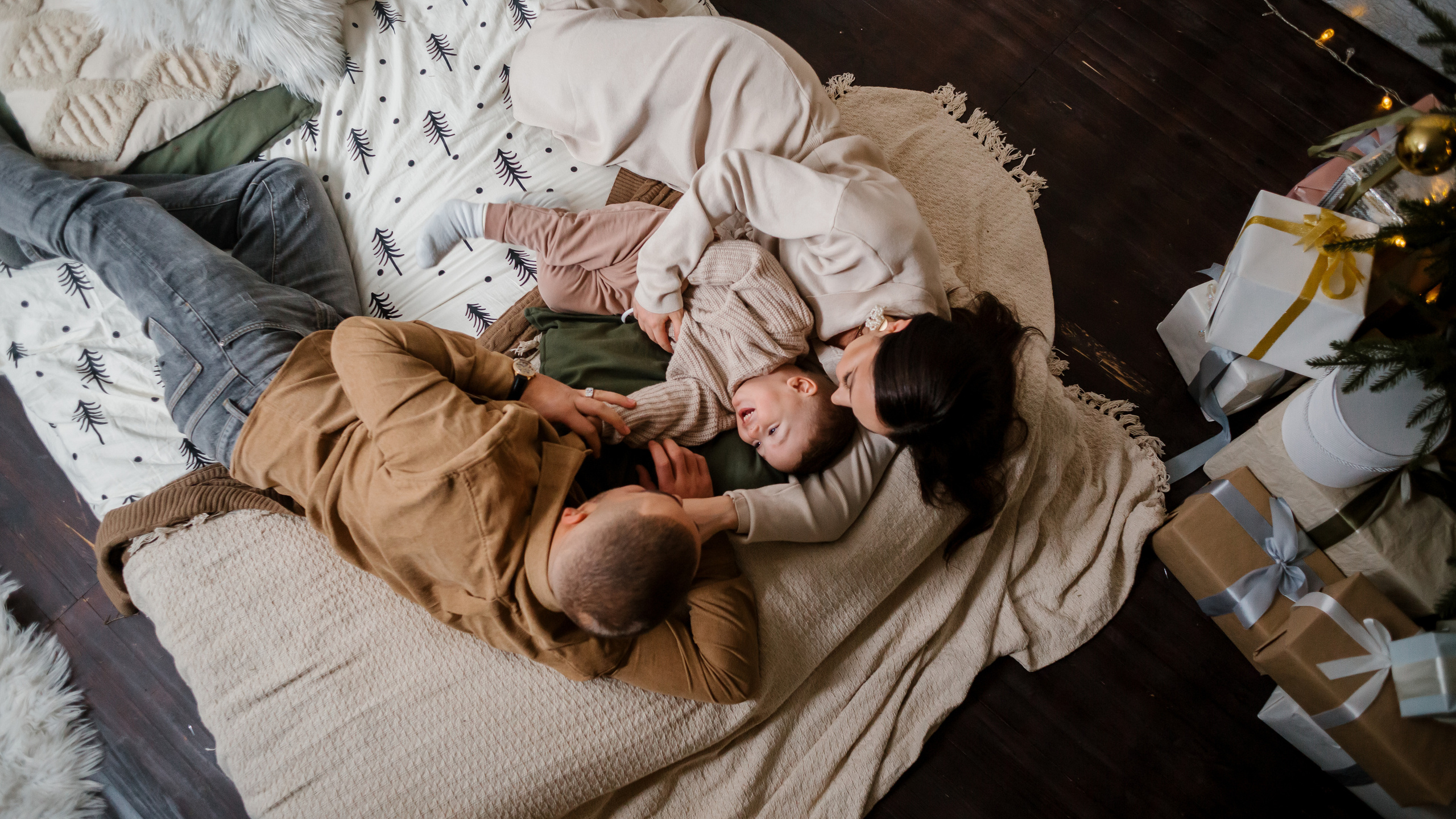 Фрунз, Амалия и их сын Даниэль. Фотограф Бурятии София Андриянова
