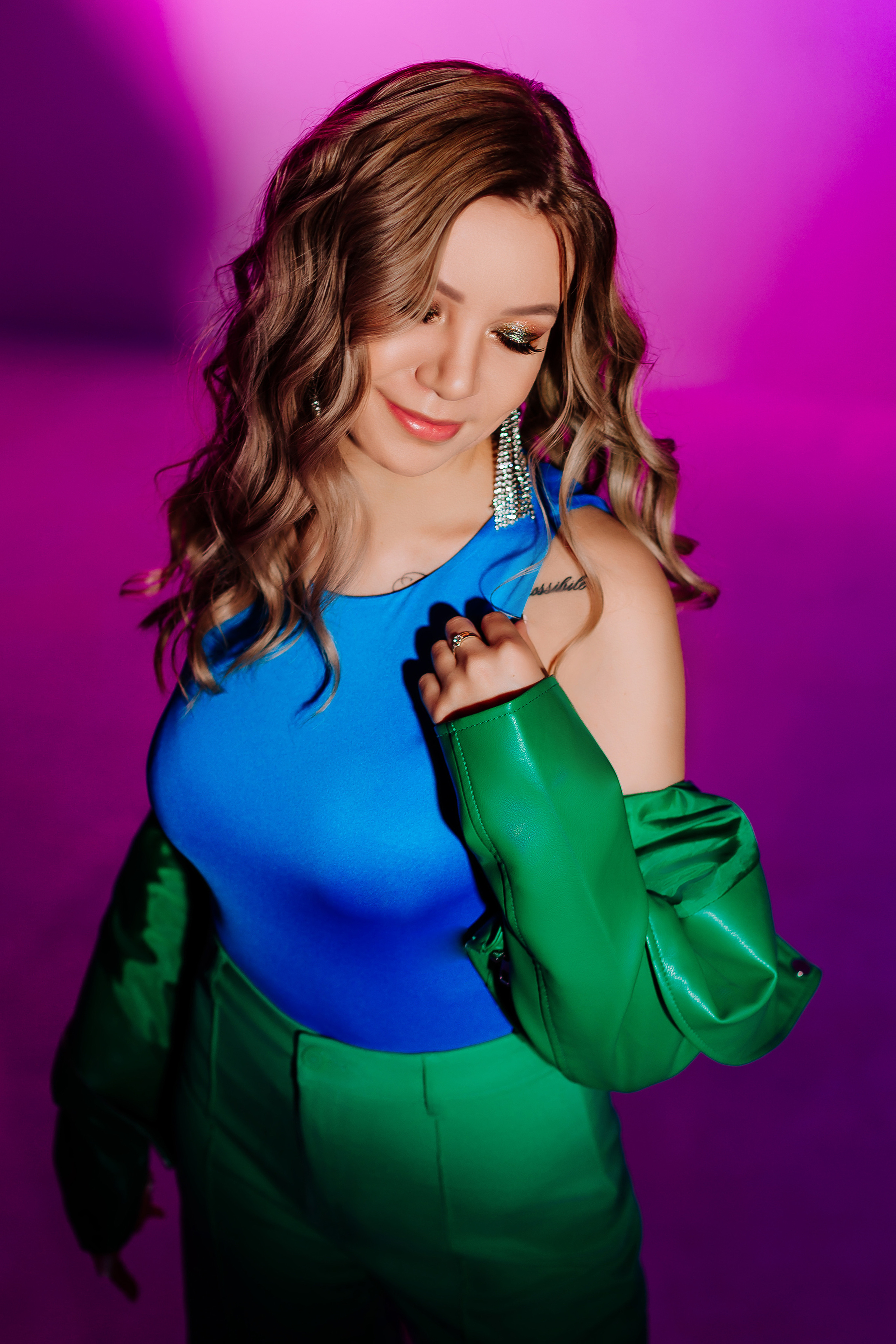 Фирменный стиль студийной съемки. Фотограф Бурятии София Андриянова