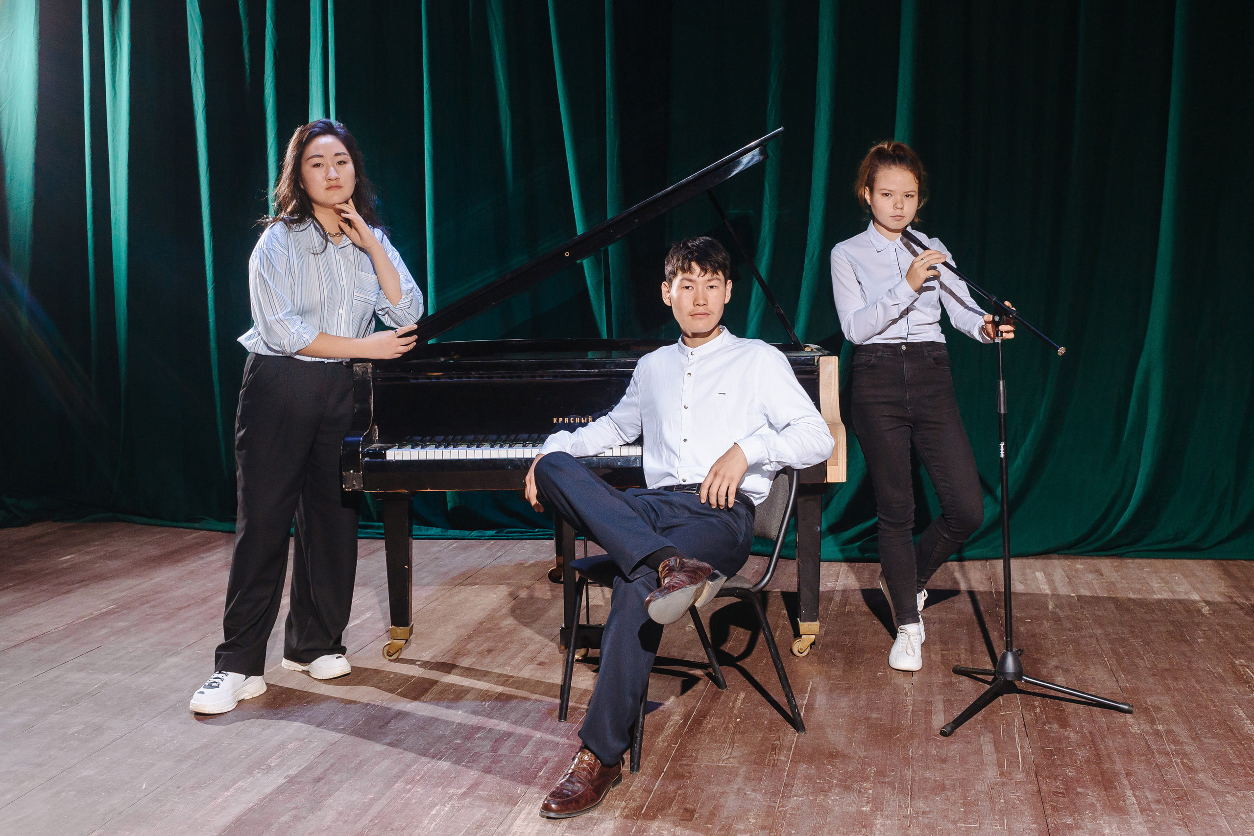 Школьная съёмка. Фотограф Бурятии София Андриянова