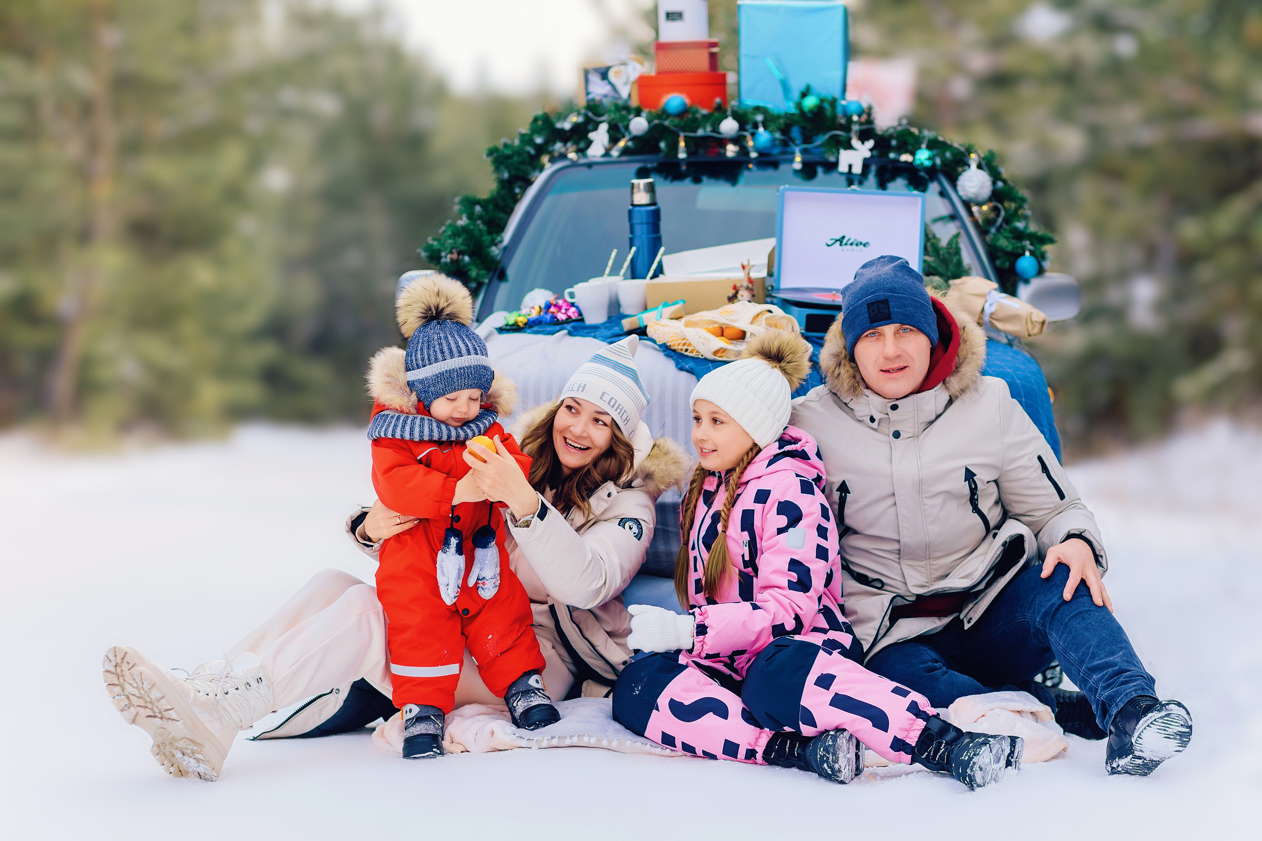 Олеся с семьей. Фотограф Бурятии София Андриянова