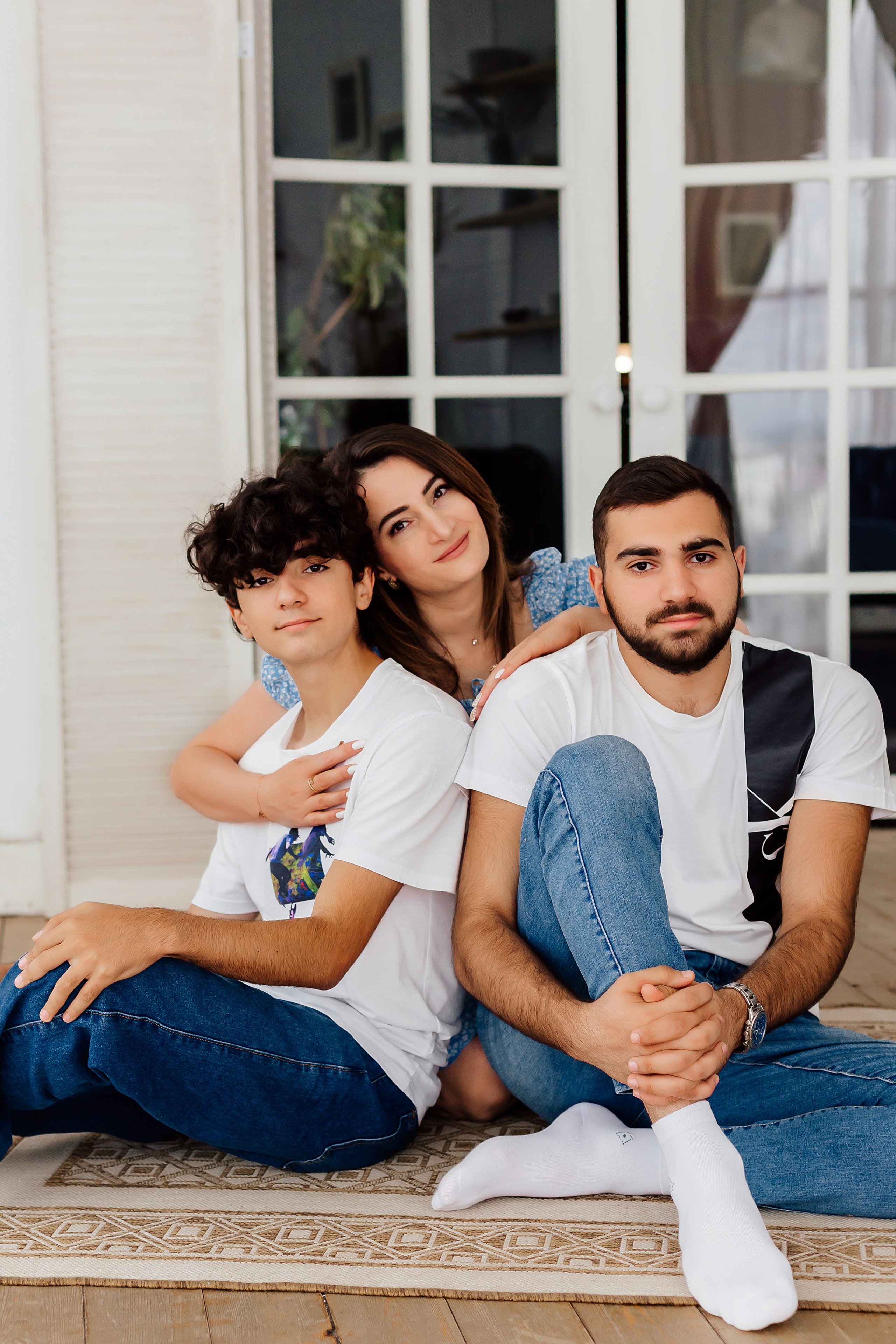 Лилия с сыновьями. Фотограф Бурятии София Андриянова