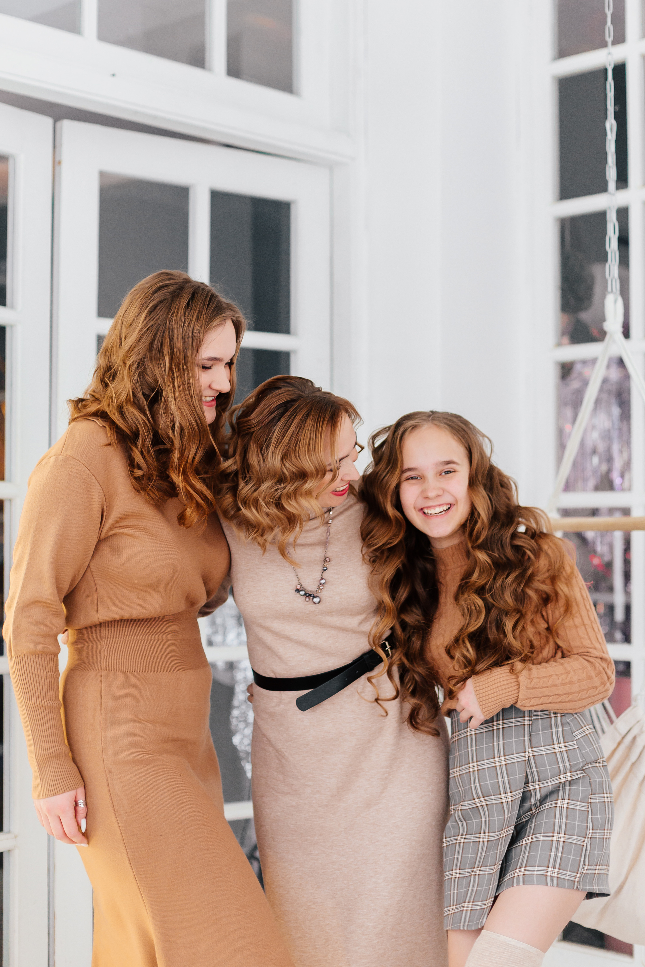 Татьяна с дочками. Фотограф Бурятии София Андриянова