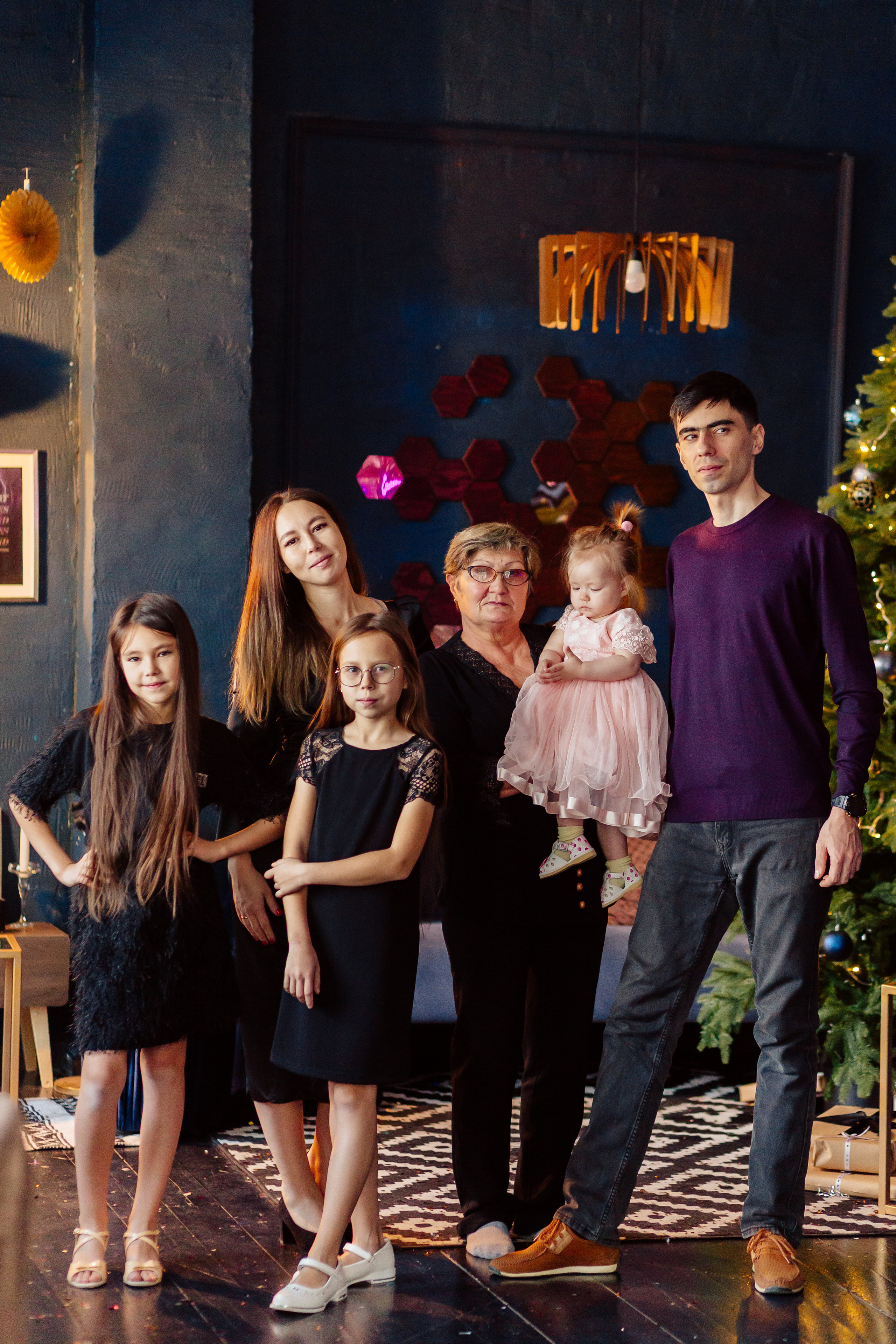 Анна с мужем и дочками. Фотограф Бурятии София Андриянова