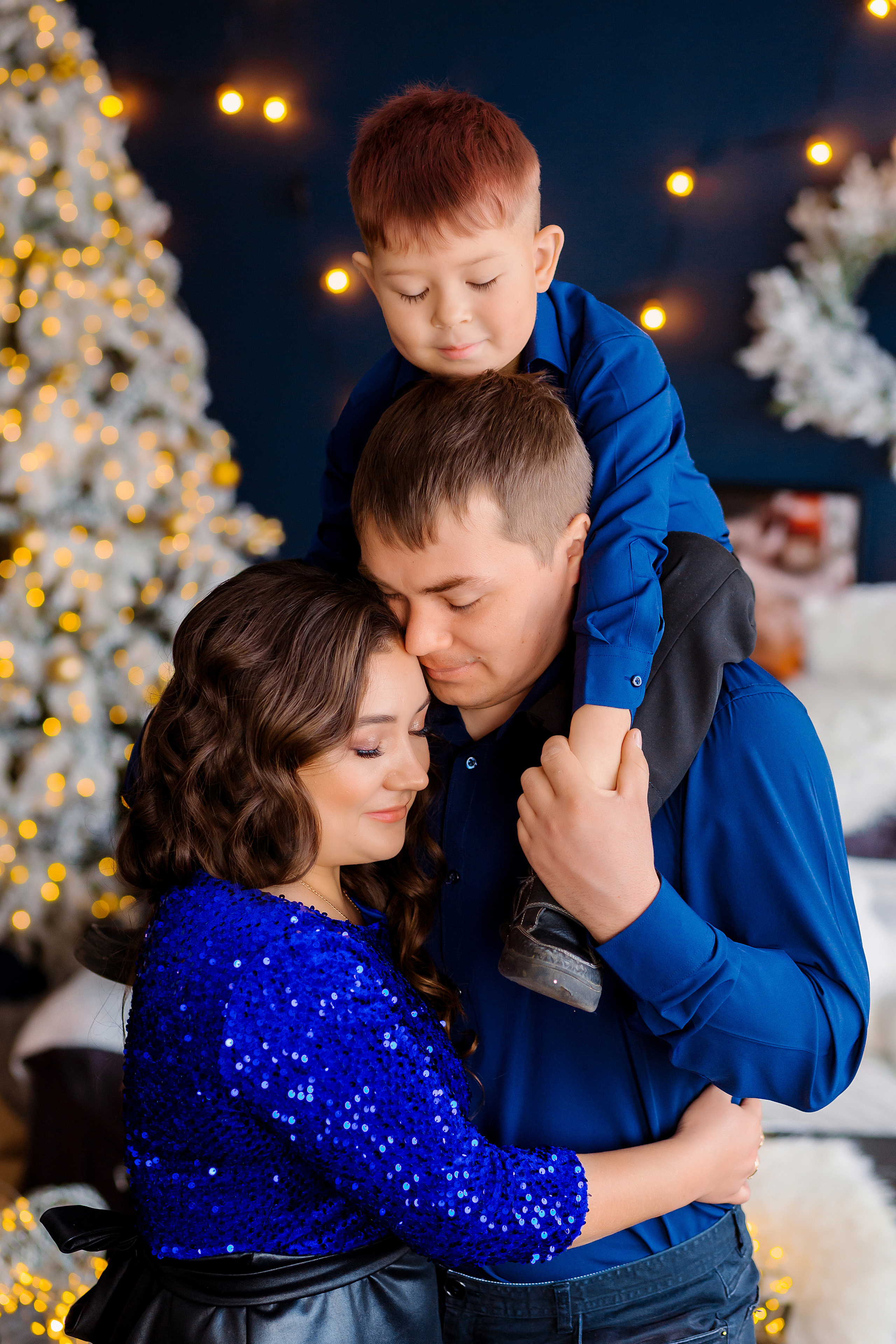 Ксения с семьей. Фотограф Бурятии София Андриянова