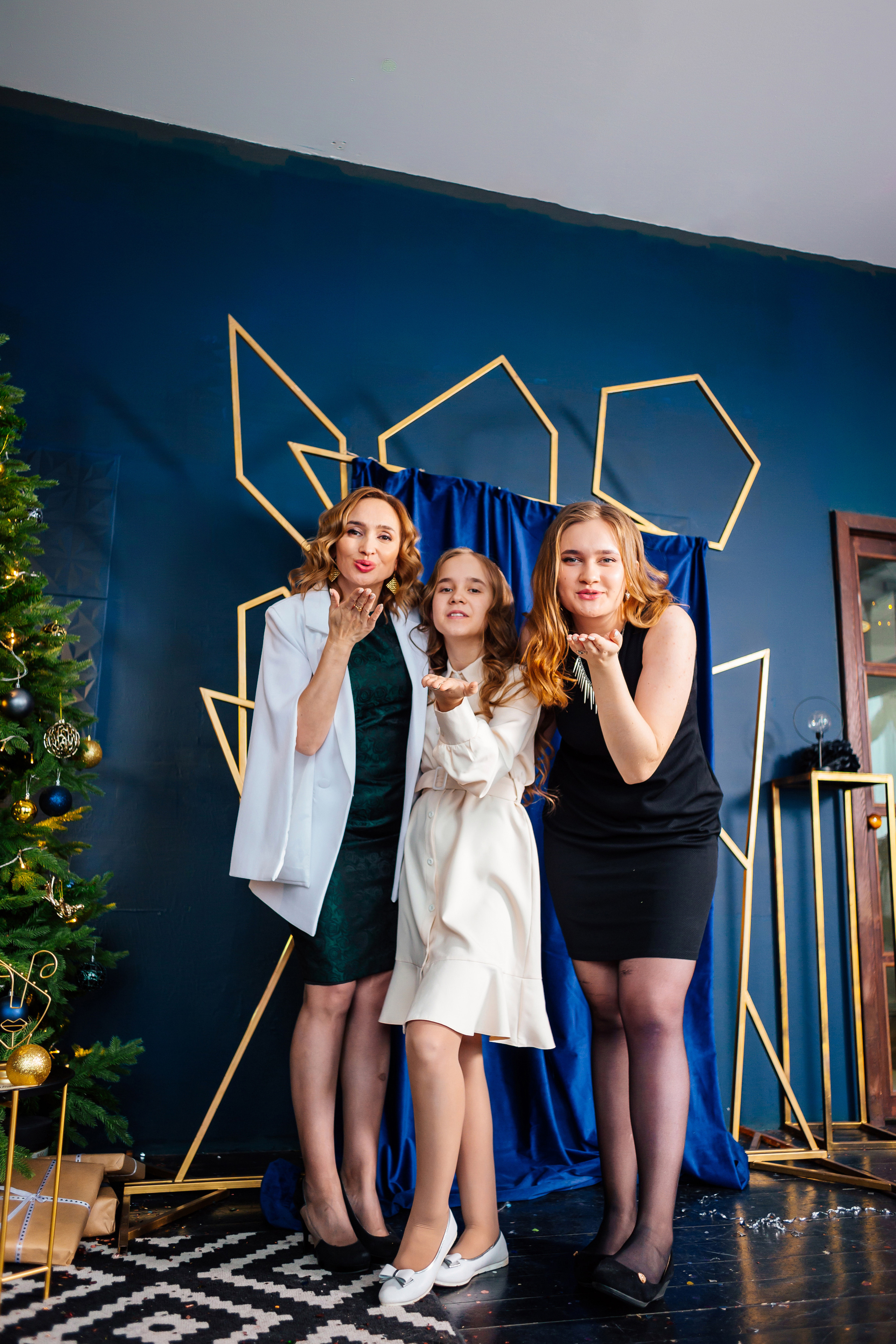 Татьяна с дочками. Фотограф Бурятии София Андриянова