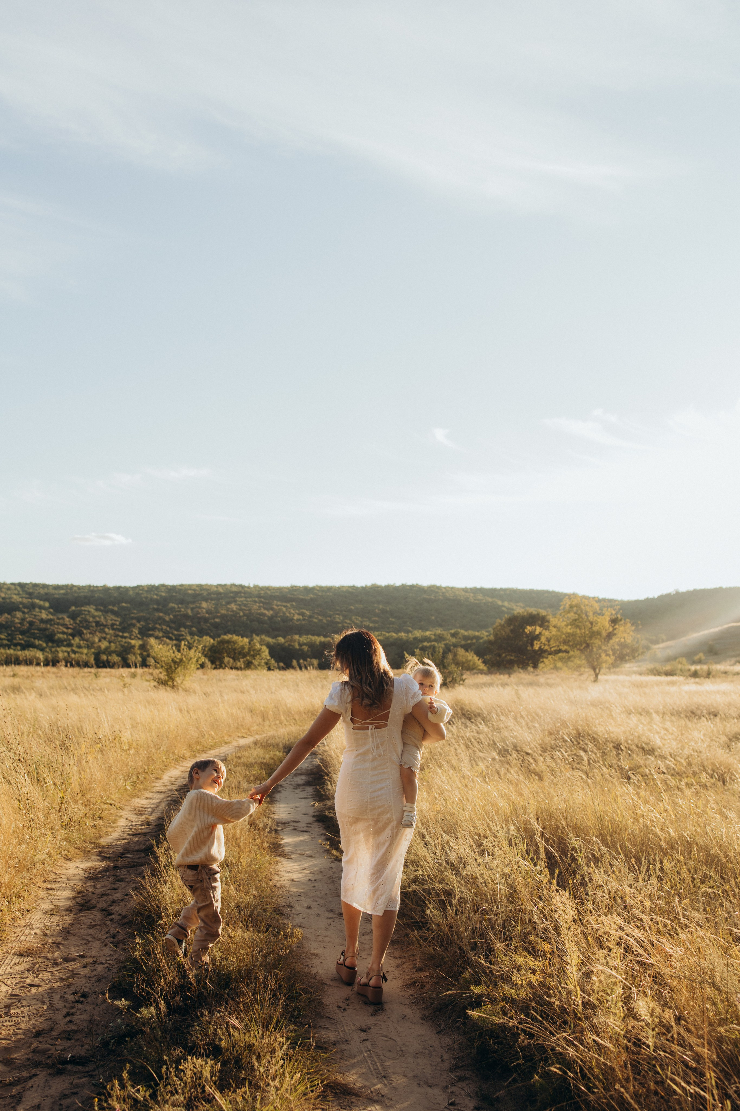 Семейные на природе. Семейный фотограф и видеограф Наумова Анна