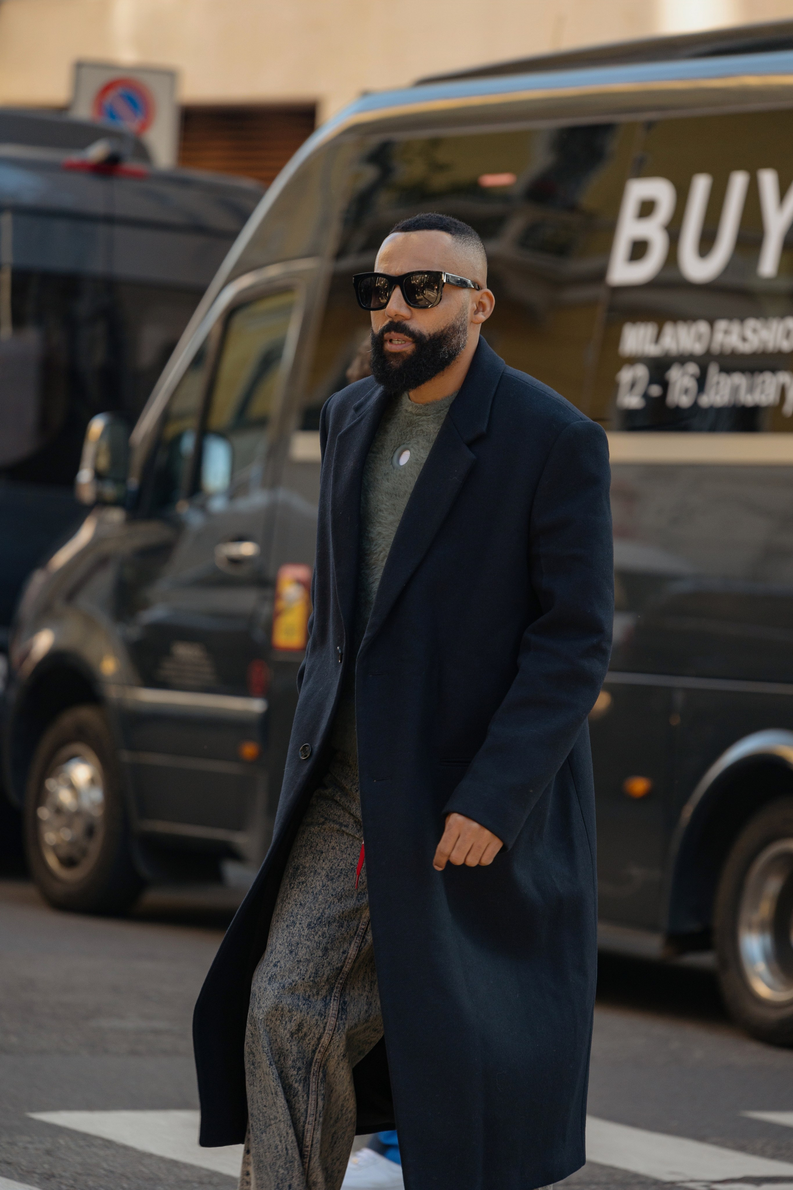 Milan Mens fashion week FW 24/25 D&G. Photographer in Milan Ivan Goncharov