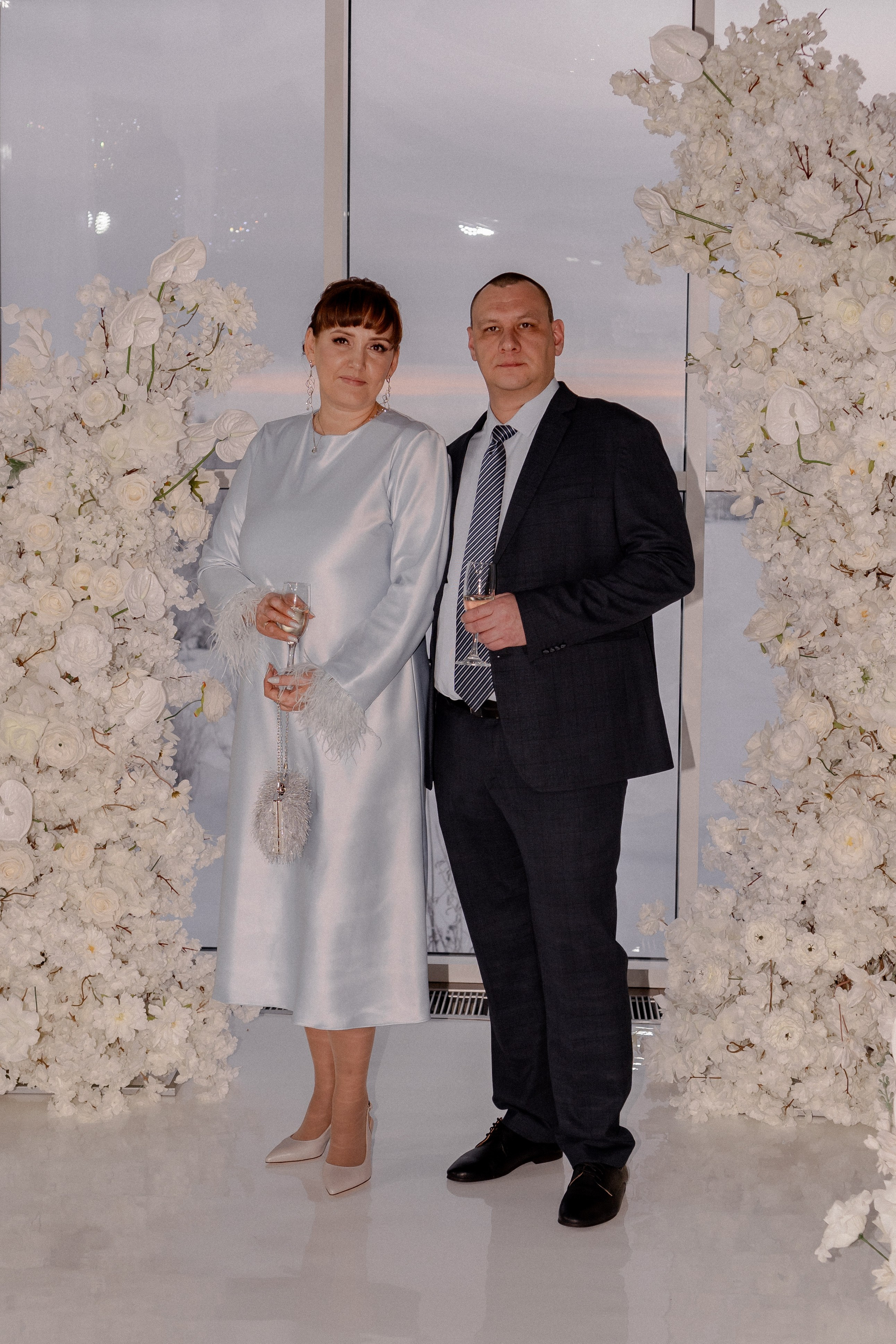 СВАДЕБНАЯ СЬЕМКА СБОРОВ В ОТЕЛЕ И ВЫЕЗД НА ЦЕРЕМОНИЮ (СНЯТО В СИБИРЕ В НИЖНЕВАРТОВСКЕ). Профессиональный фотограф, Санкт-Петербург — Виктория Богомолова