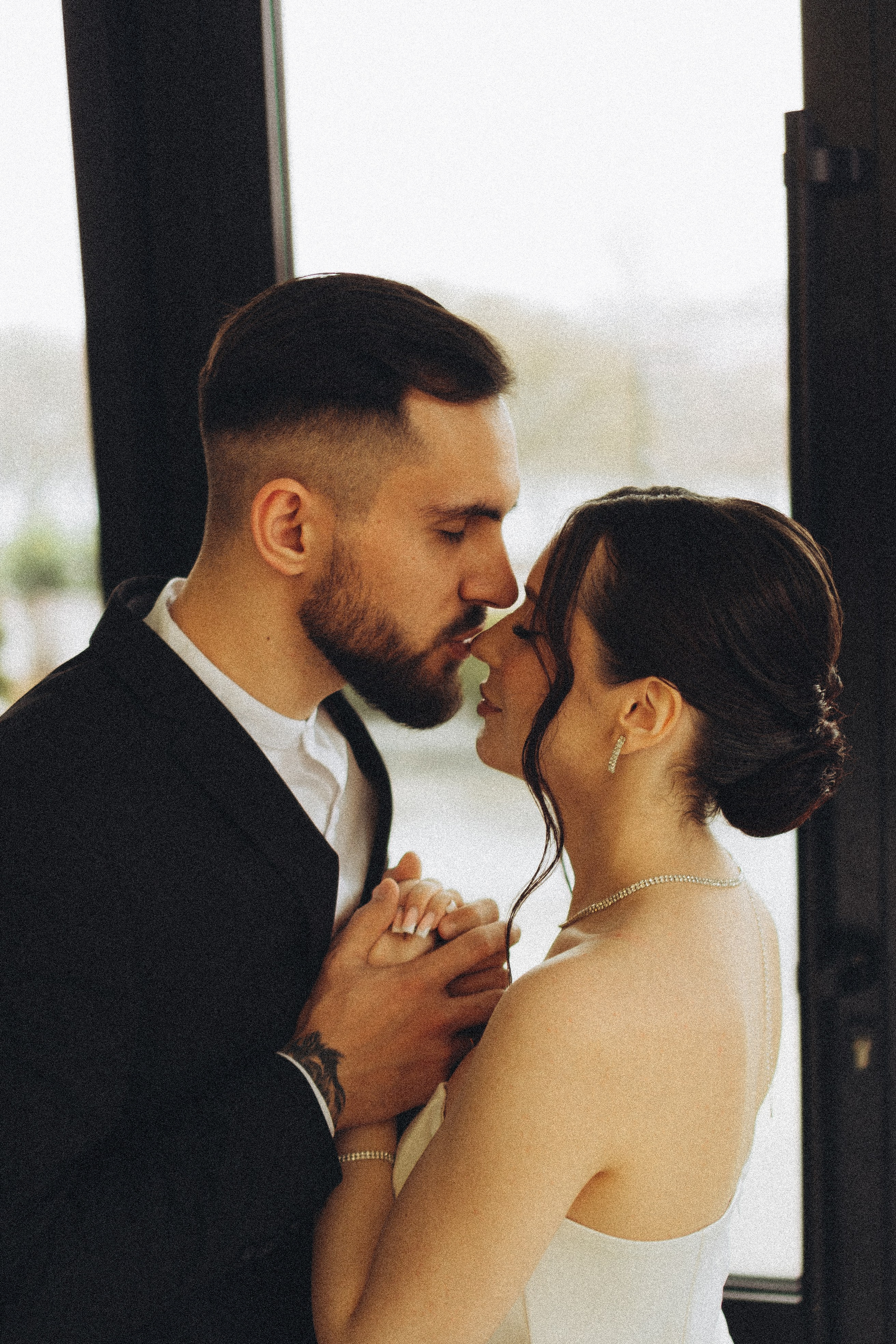 СВАДЕБНАЯ СЬЕМКА СБОРОВ ЖЕНИХА И НЕВЕСТЫ В ОТЕЛЕ И ТАКЖЕ ФОТОСЕССИИЯ В ОТЕЛЕЕ МЕГАПОЛИС БРЯНСК. Профессиональный фотограф, Санкт-Петербург — Виктория Богомолова