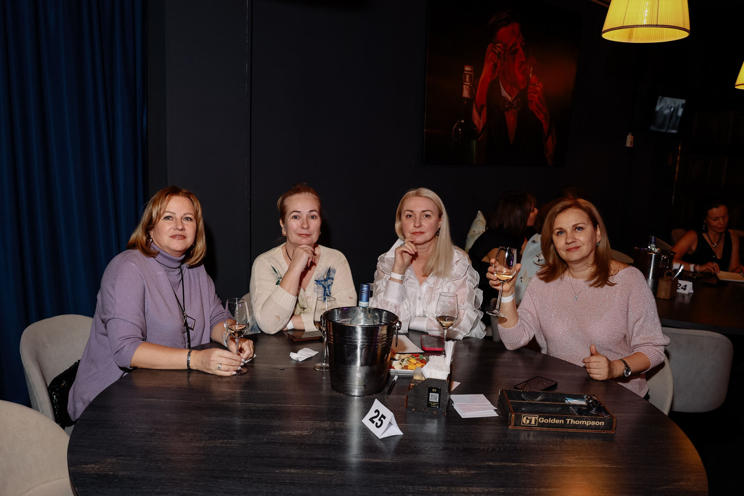 Дискотека под хиты 2000 в Истории. Фотограф Юлия Мальцева