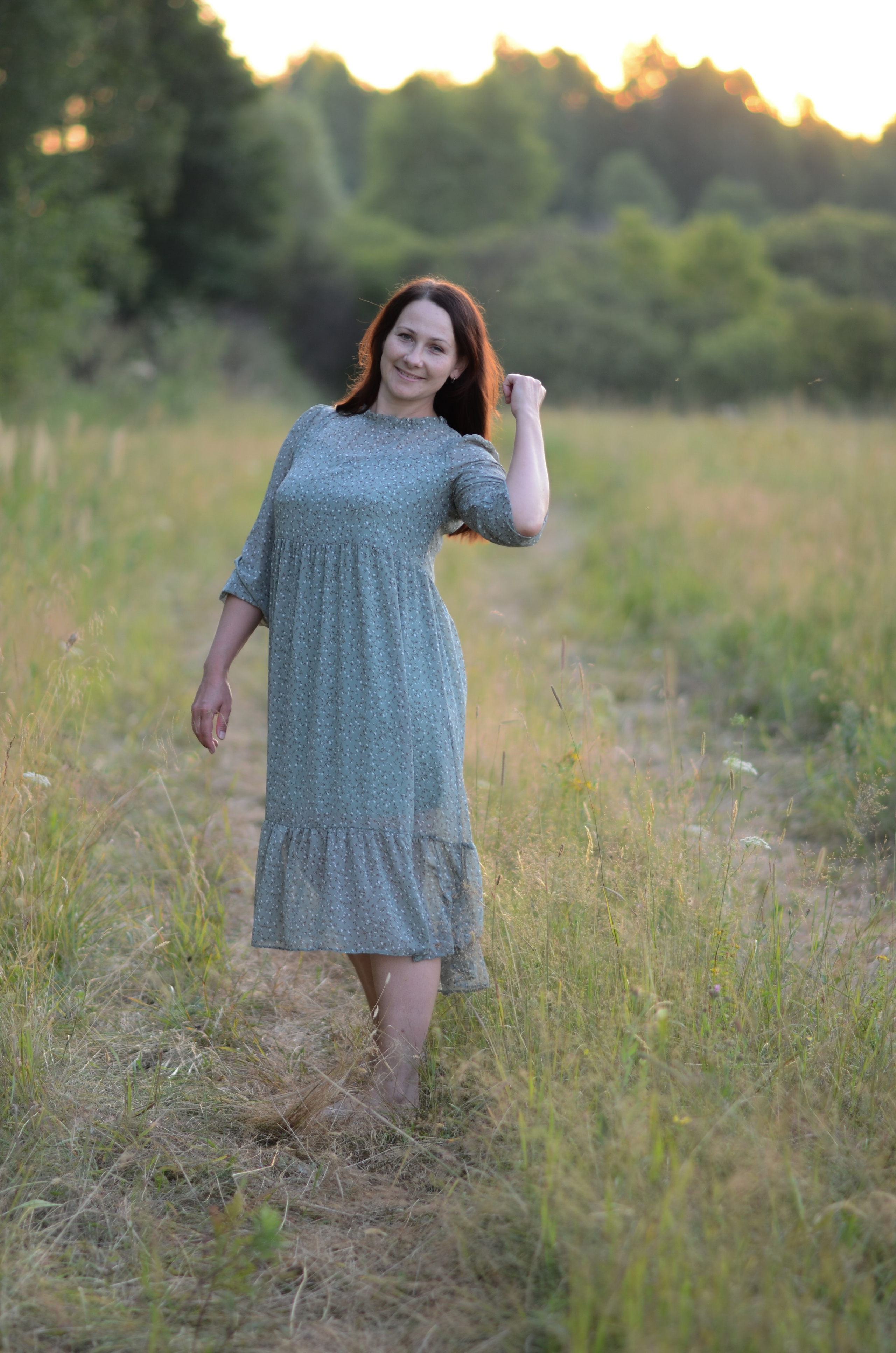 Летняя в поле. Семейный фотограф г. Москва