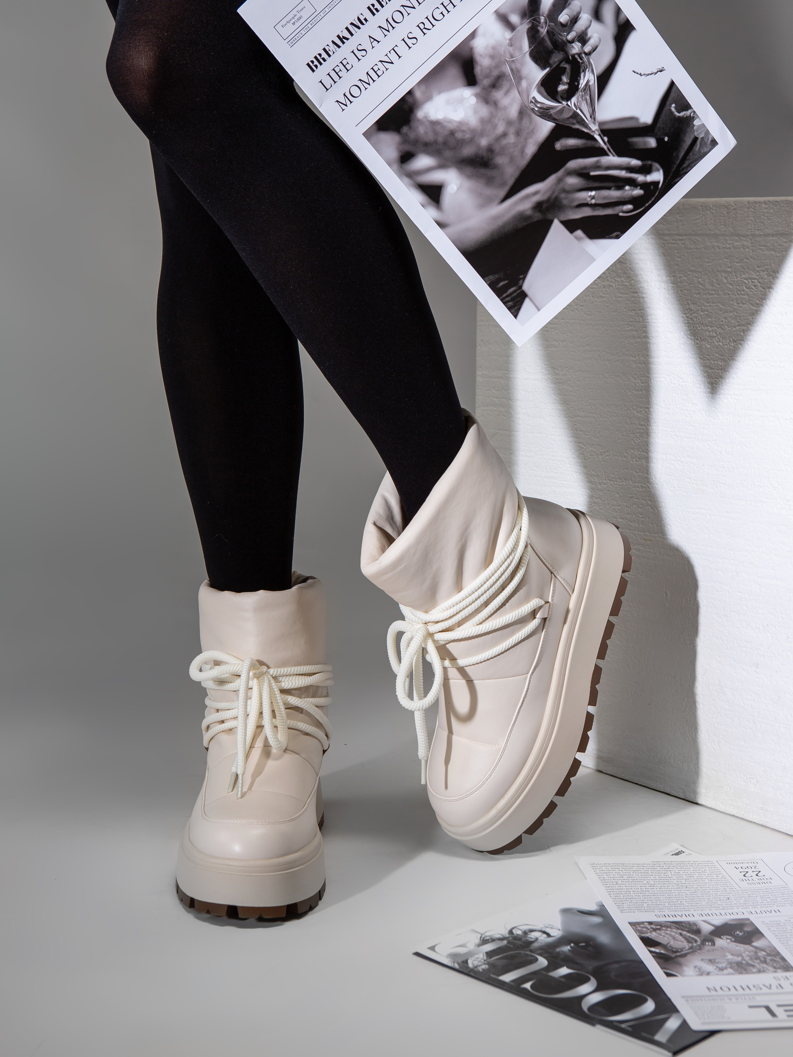 Обувь. Фотограф Мария Кольцова