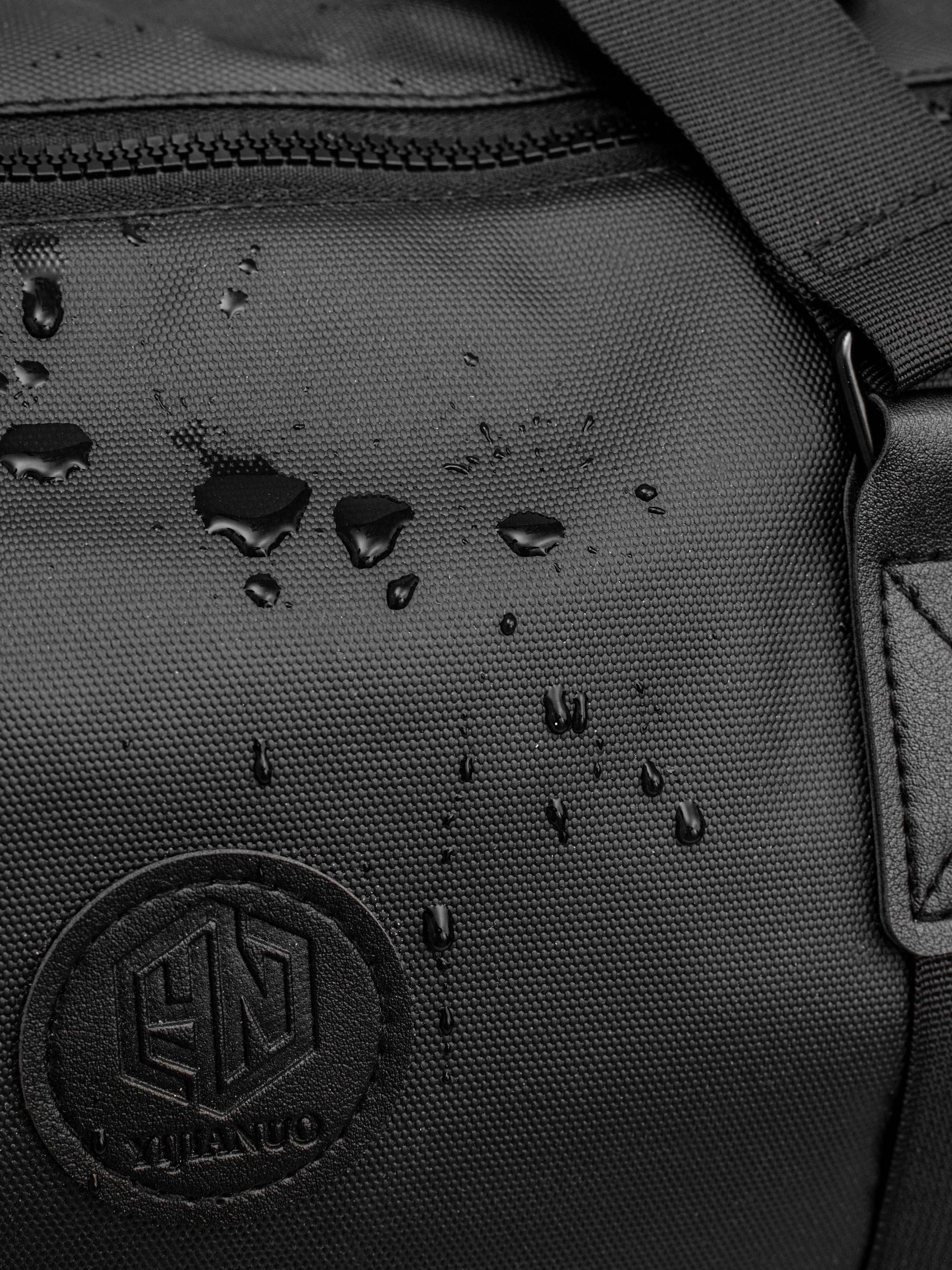 Сумки. Предметный и женский фотограф в Новосибирске