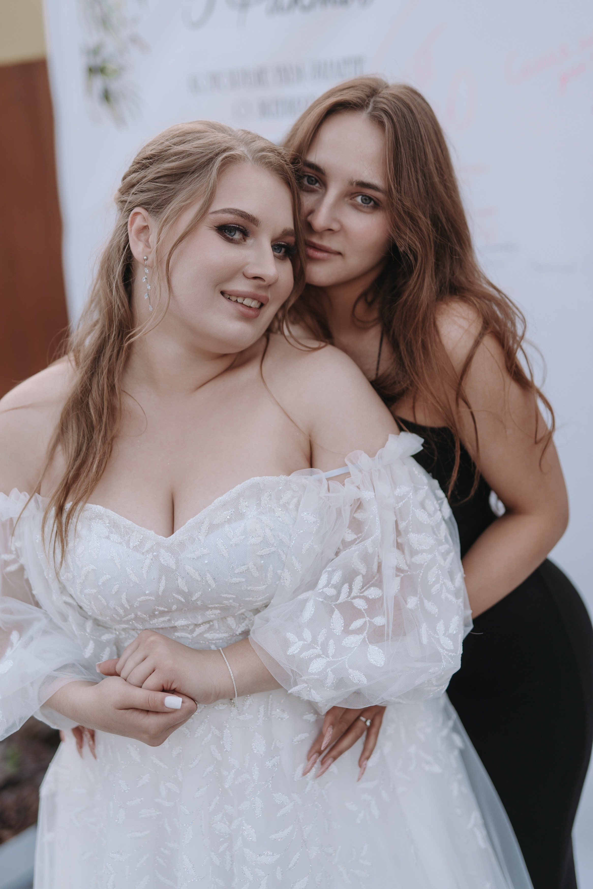 КАФЕ М5 / ХОТИМ ЕДИМ / БОГДАН НАСЫРОВ / ИЛЬНАР АХМАДУЛЛИН