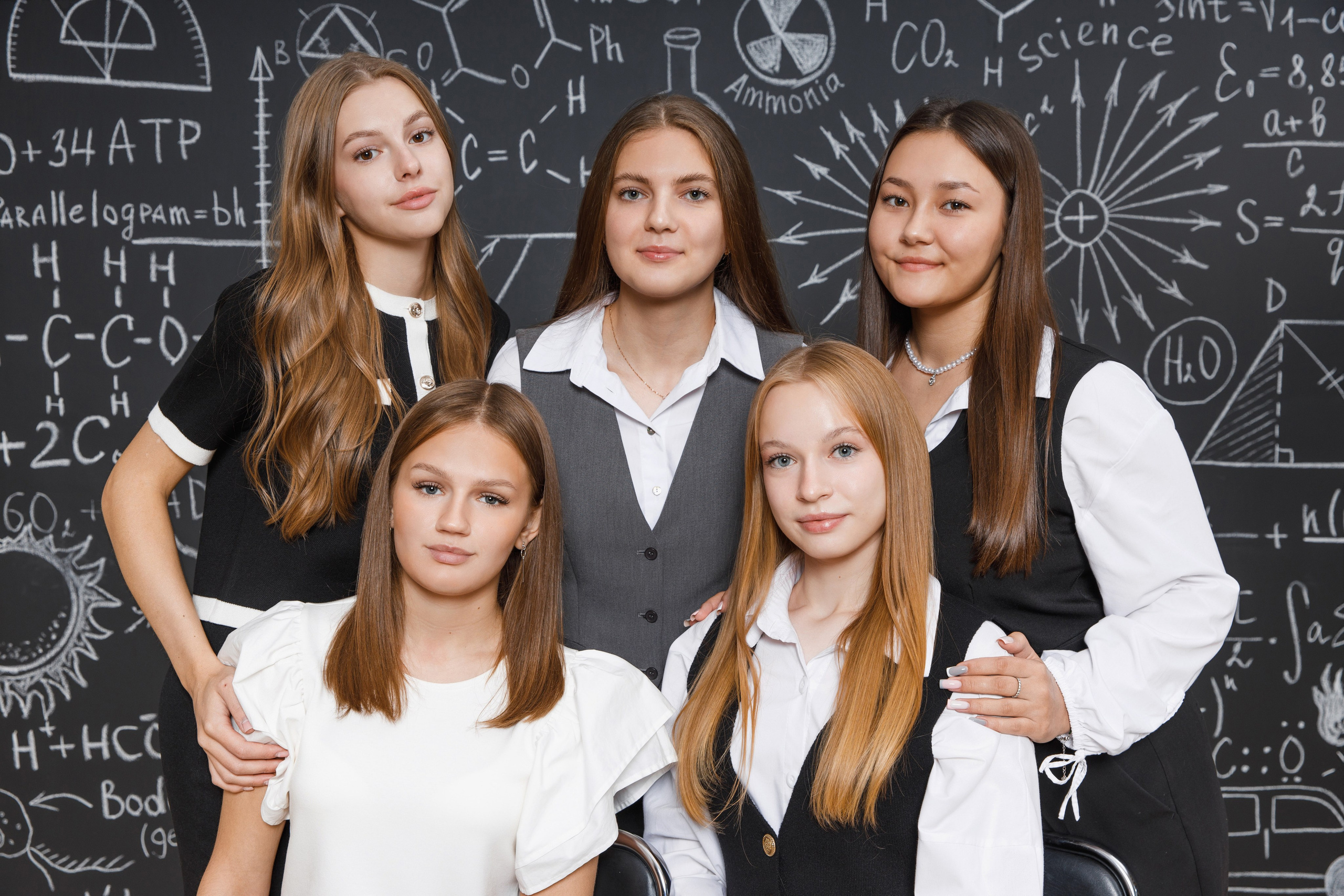 Фотостудия. Выпускные альбомы в Омске