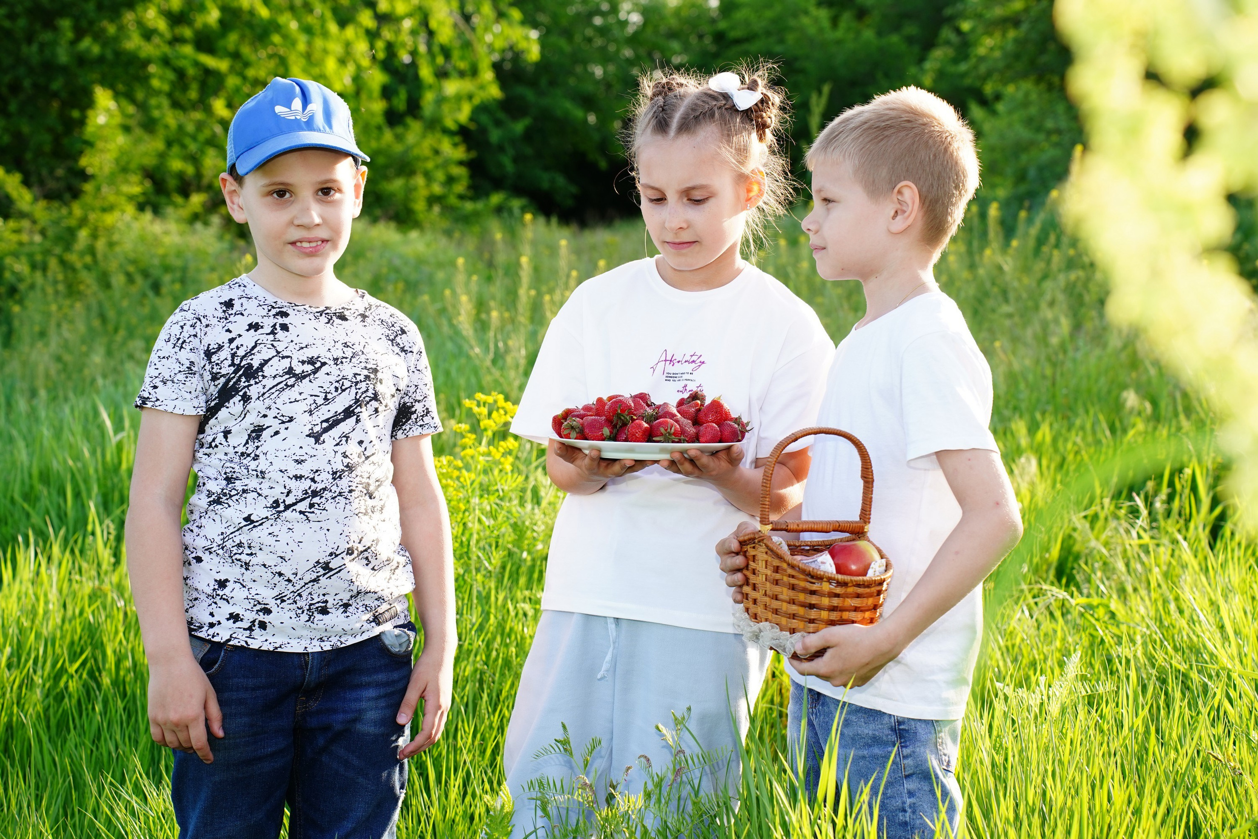 Фотосессия с классом 75 шк 2023. MEMENTO.Выпускные альбомы, школьные, юбилейные и другие книги. Ростов-на-Дону