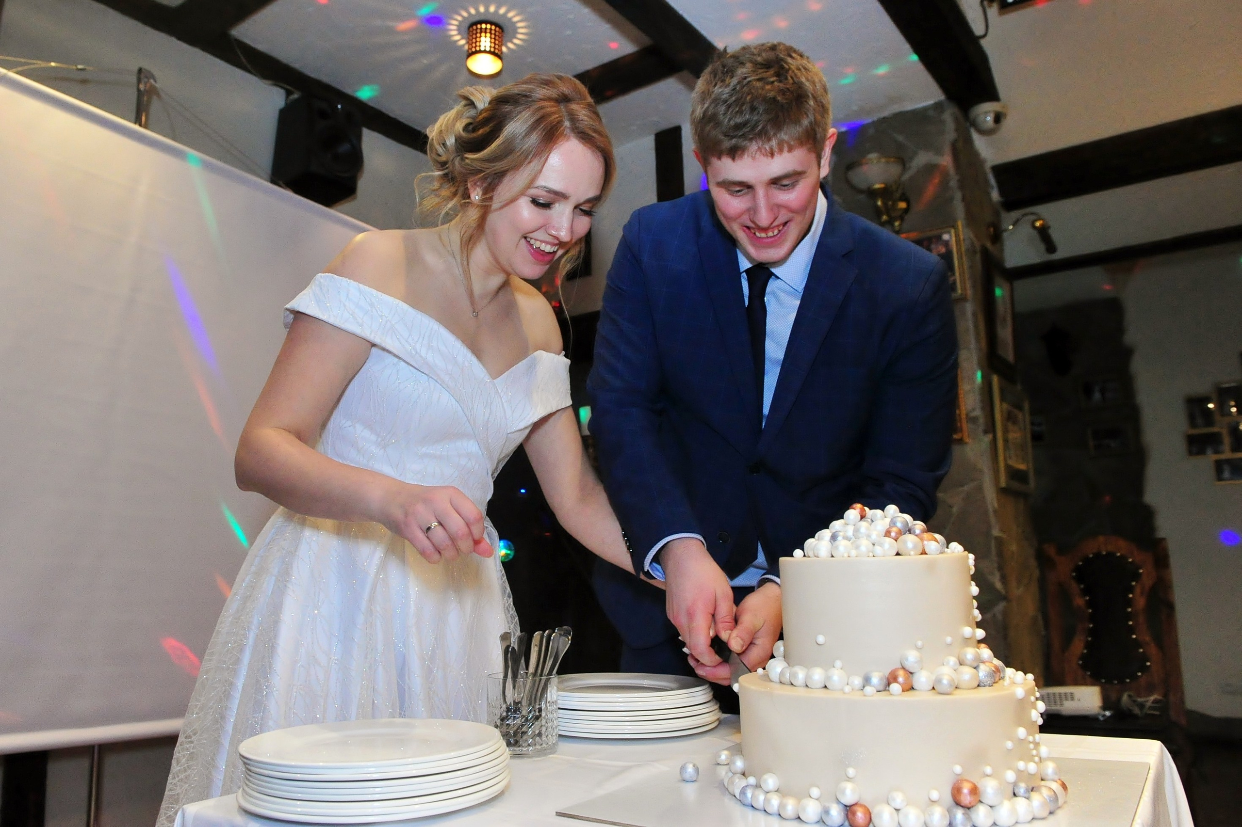 Свадьба в музее-усадьбе К. И. Чуковского в конце зимы. Свадебный и семейный фотограф в Москве Ирина Гончарова